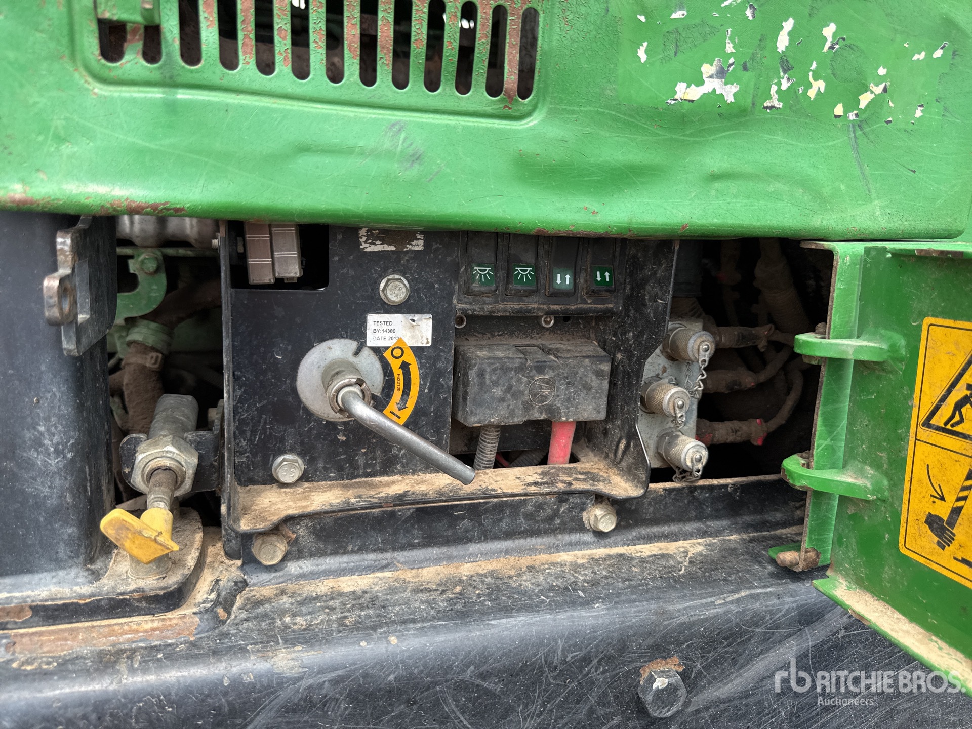 2016 John Deere 1210E
