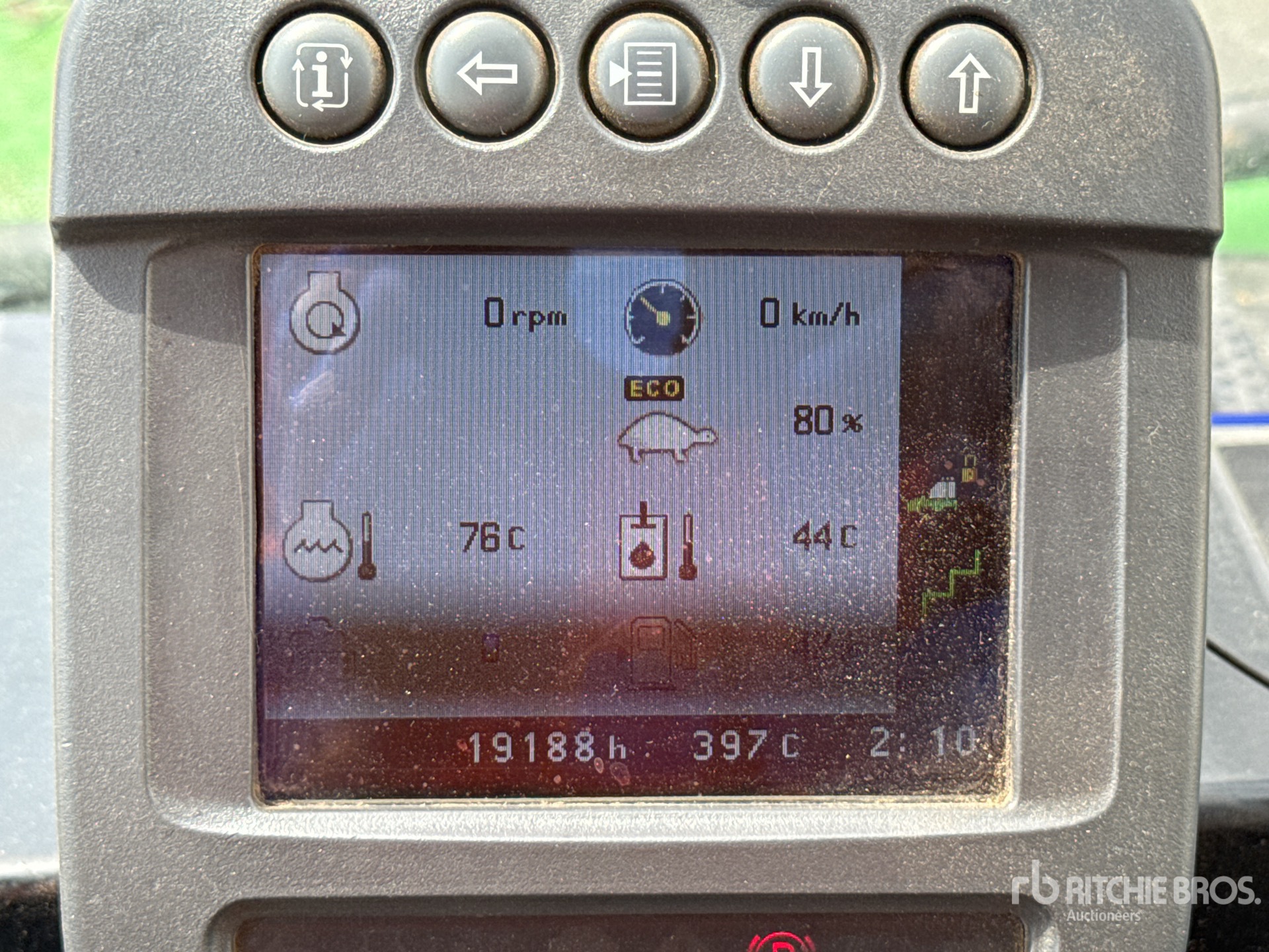 2016 John Deere 1210E