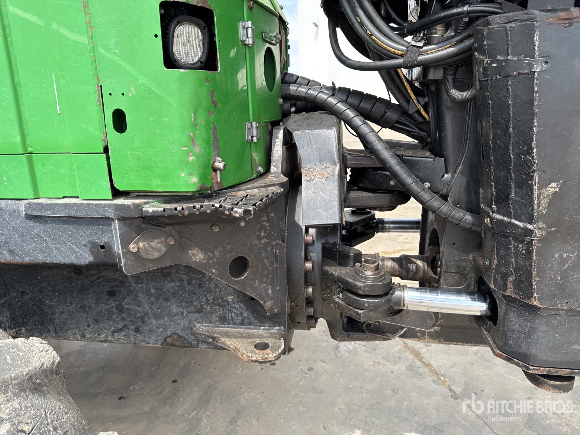 2016 John Deere 1210E
