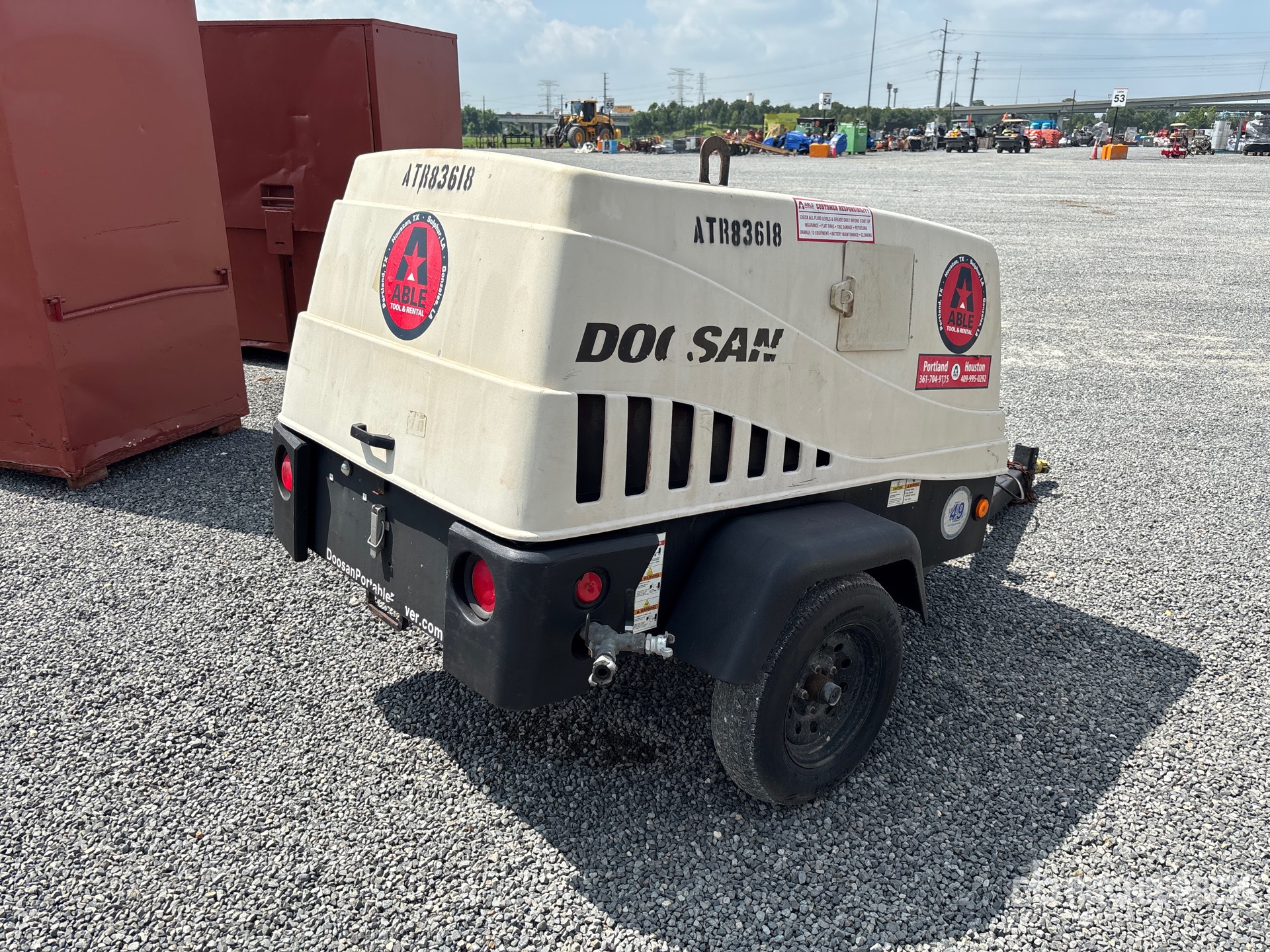 General Appearance with Picture, Right Rear Corner