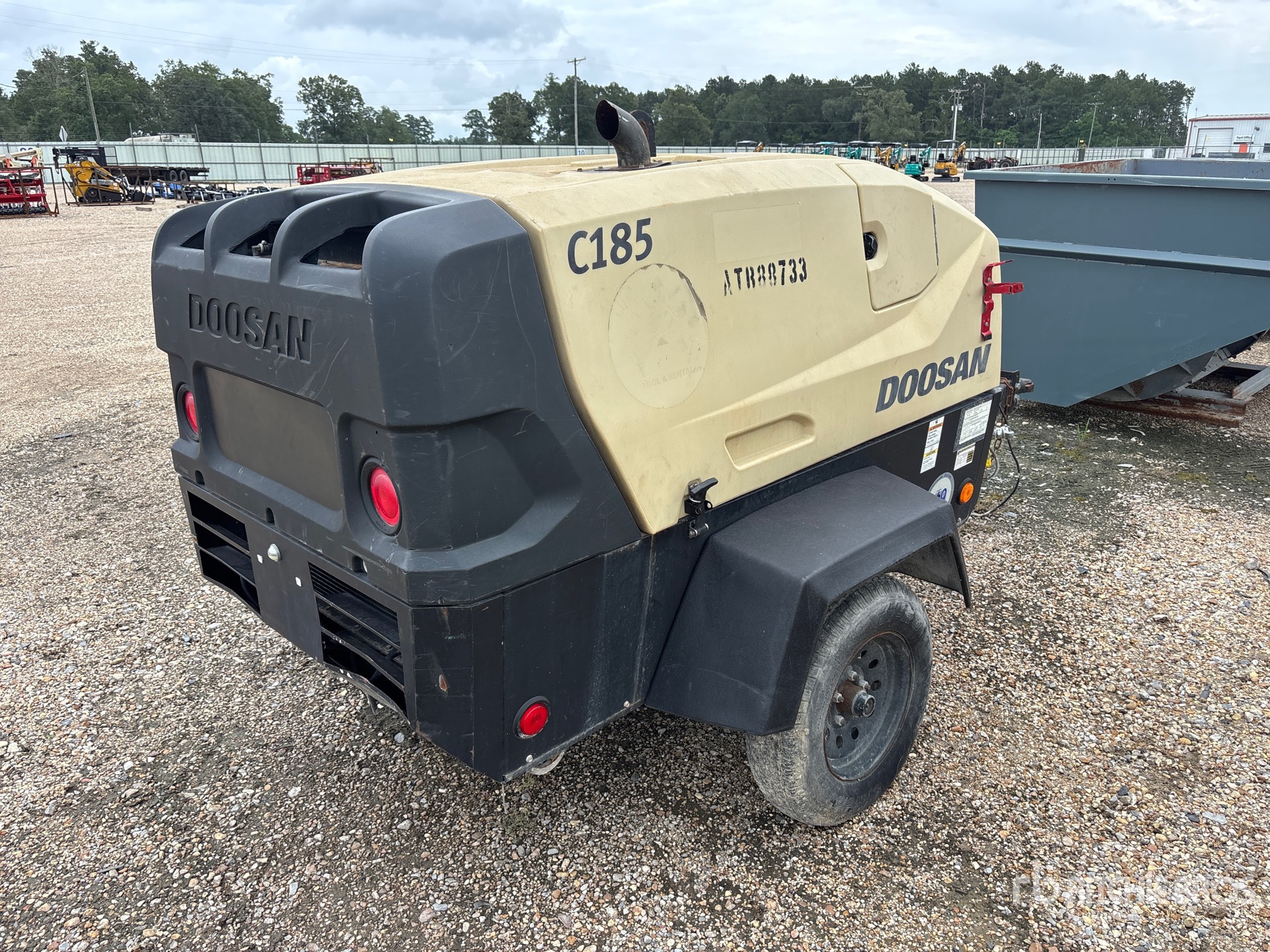General Appearance with Picture, Right Rear Corner