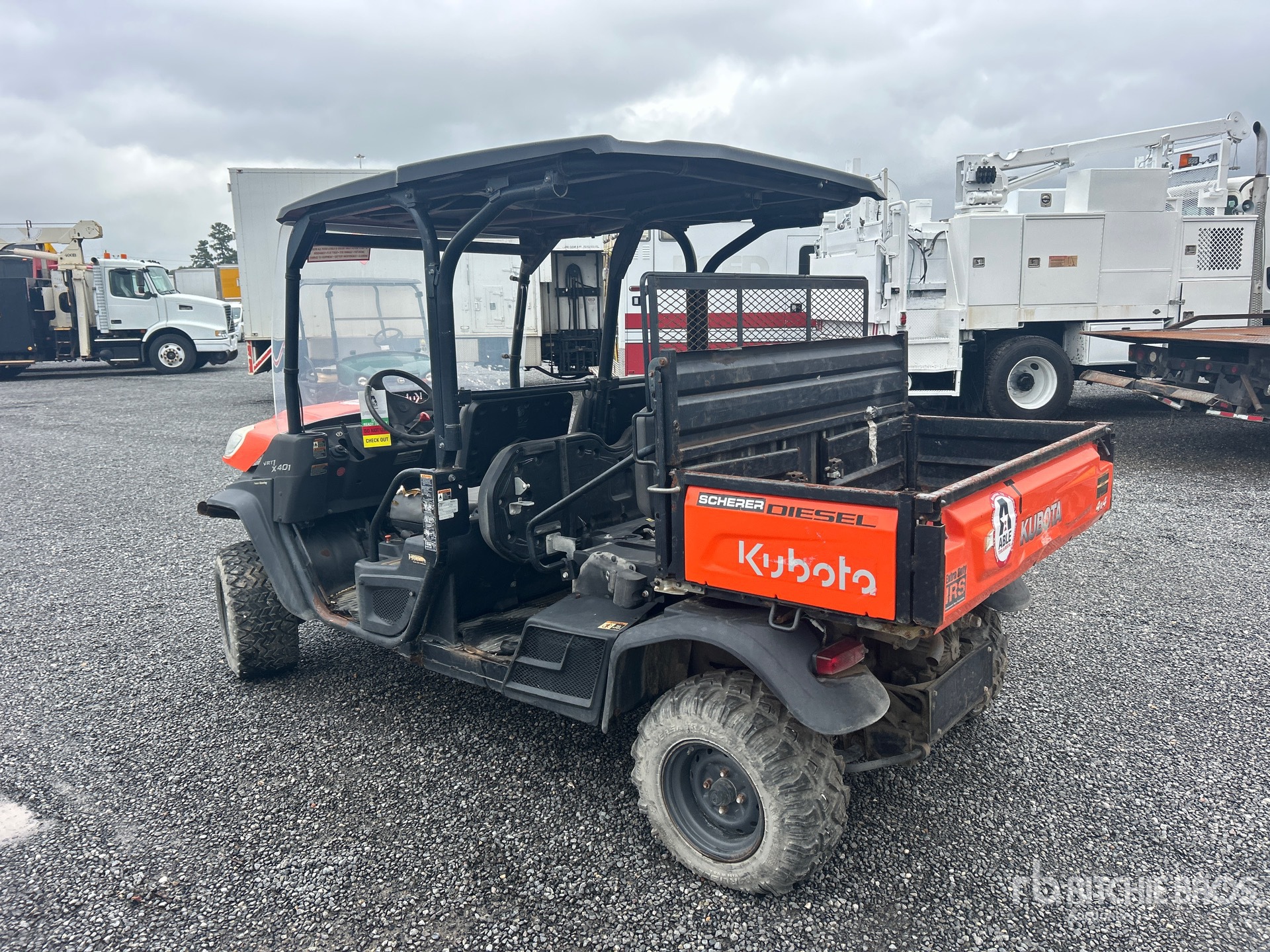 General Appearance with Picture, Left Rear Corner