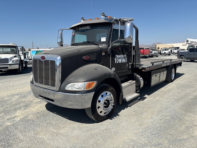 2018 Peterbilt 337 4x2 Rollback Truck