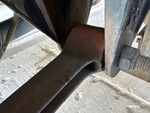 Underbody with Tuleje zawieszenia