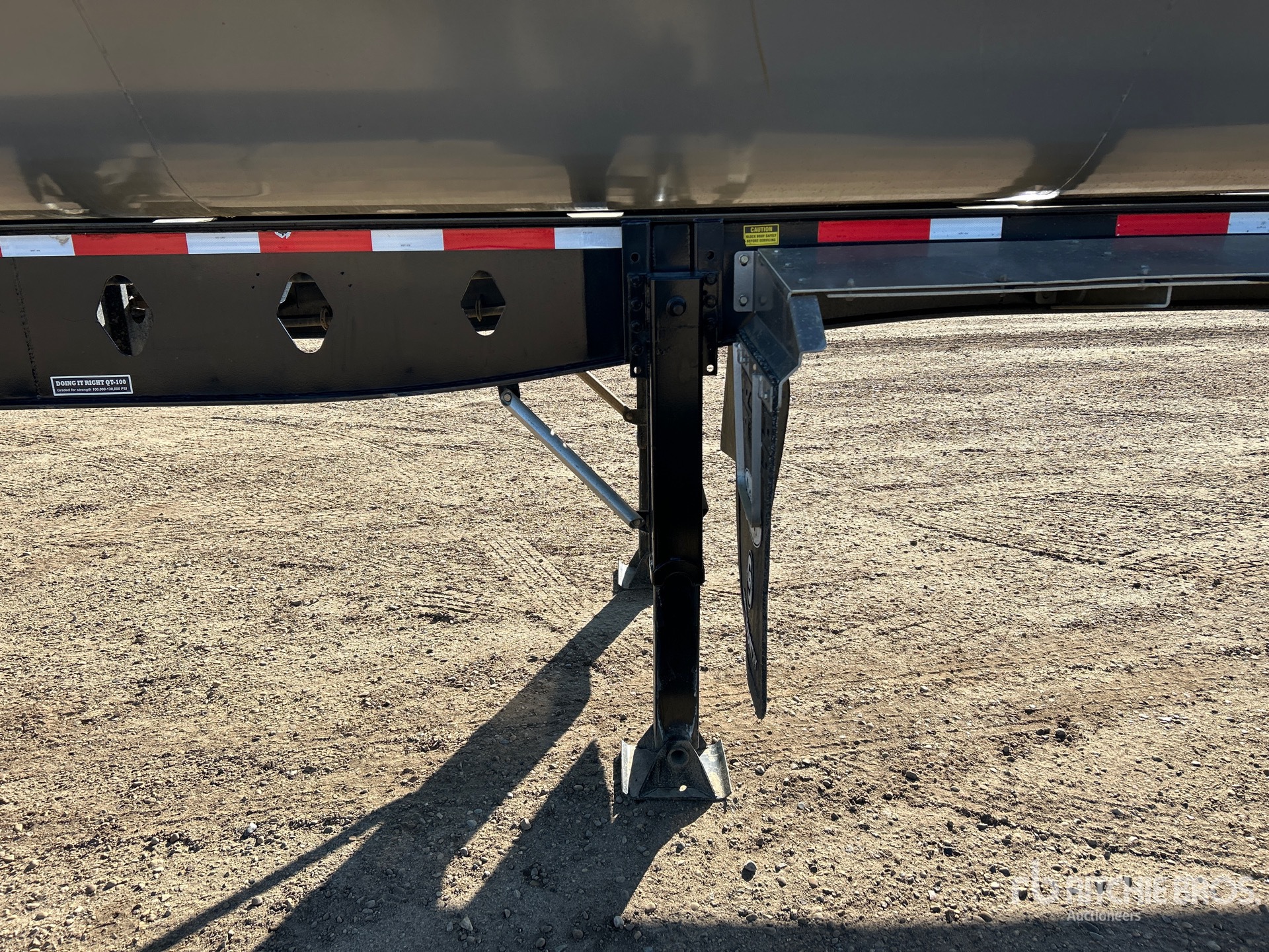2019 Cross Country 40 FT TRI/A