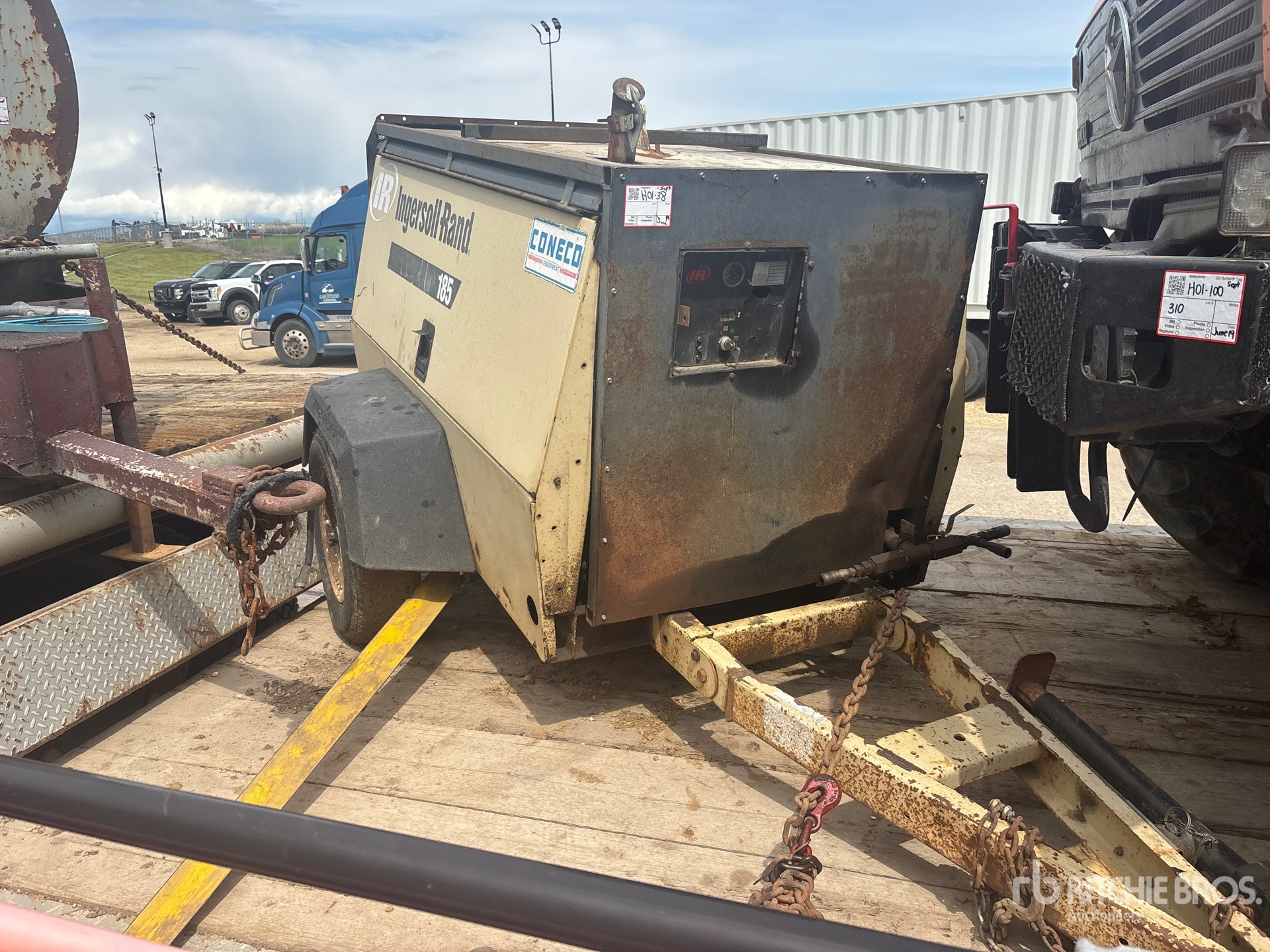 Photo of a 2004 Ingersoll Rand 185