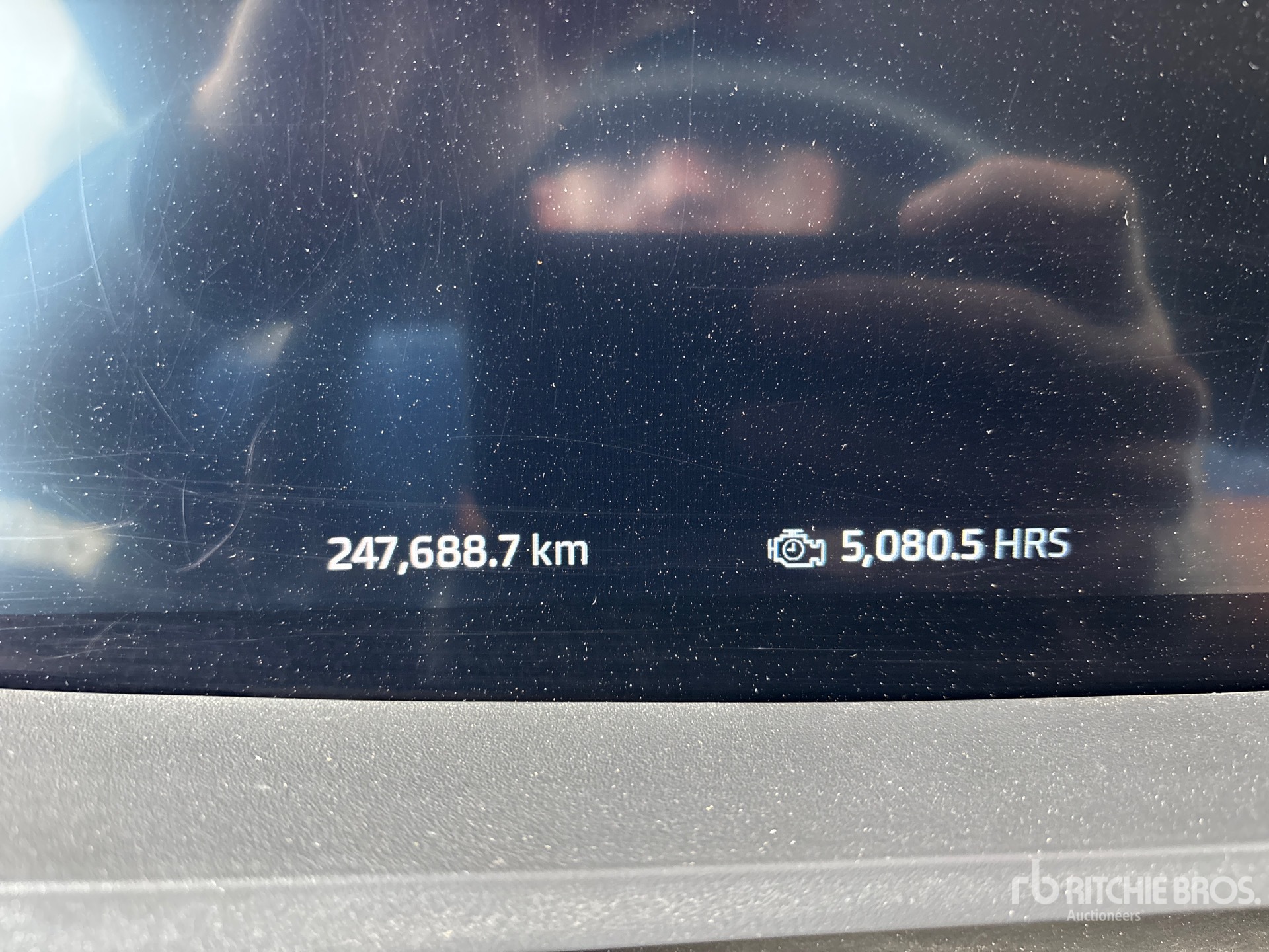 2025 Kenworth T880