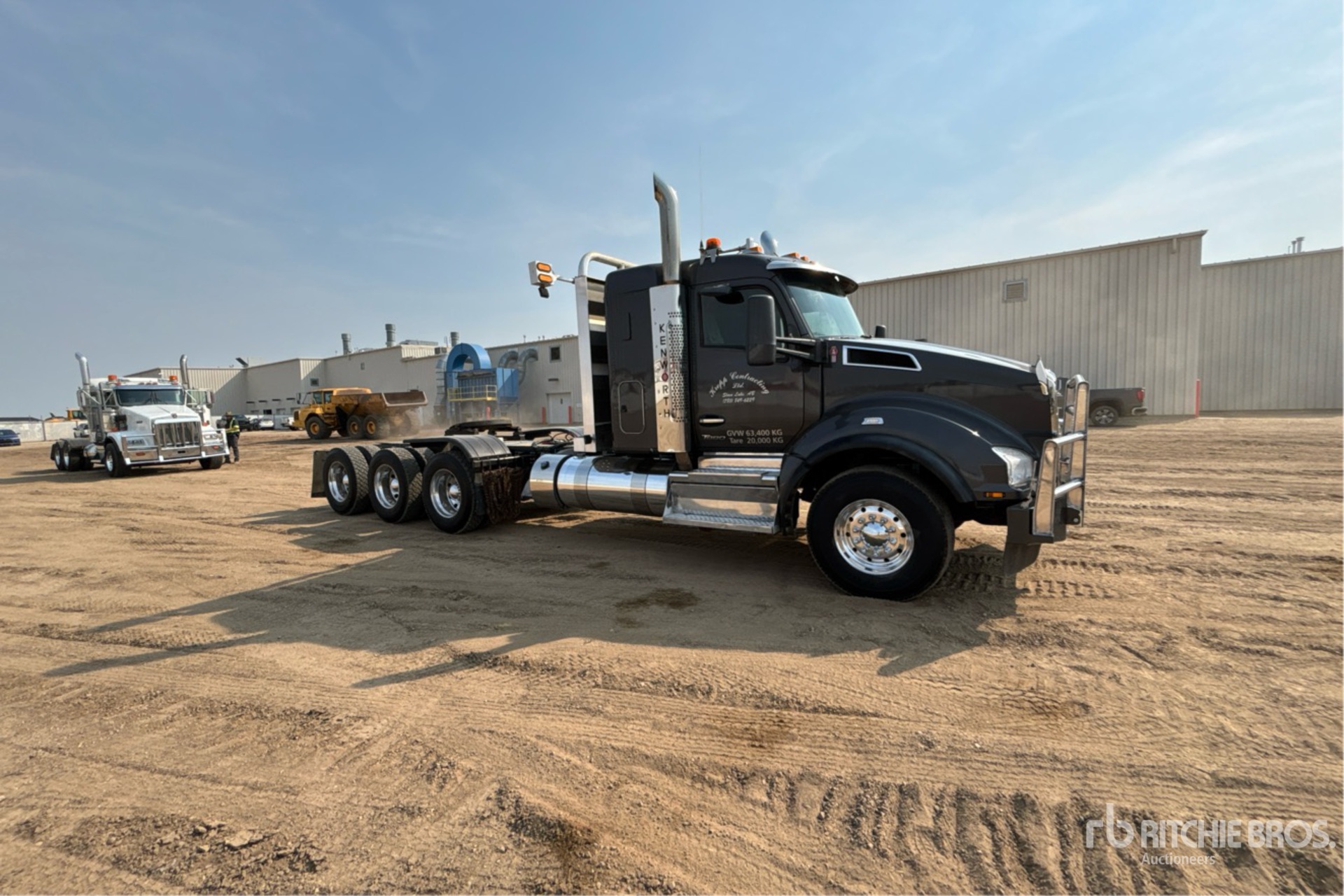 2024 Kenworth T880