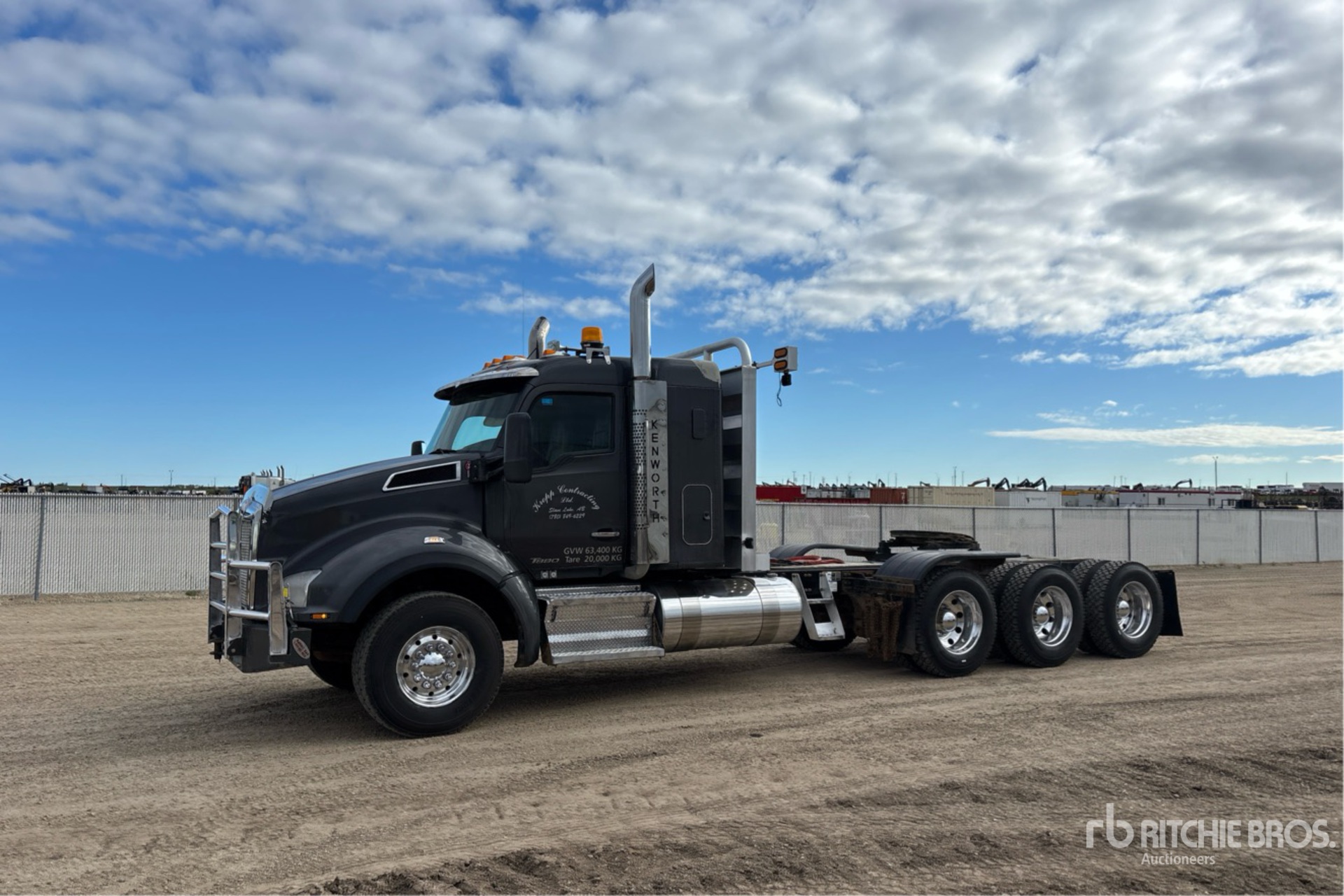 2022 Kenworth T880