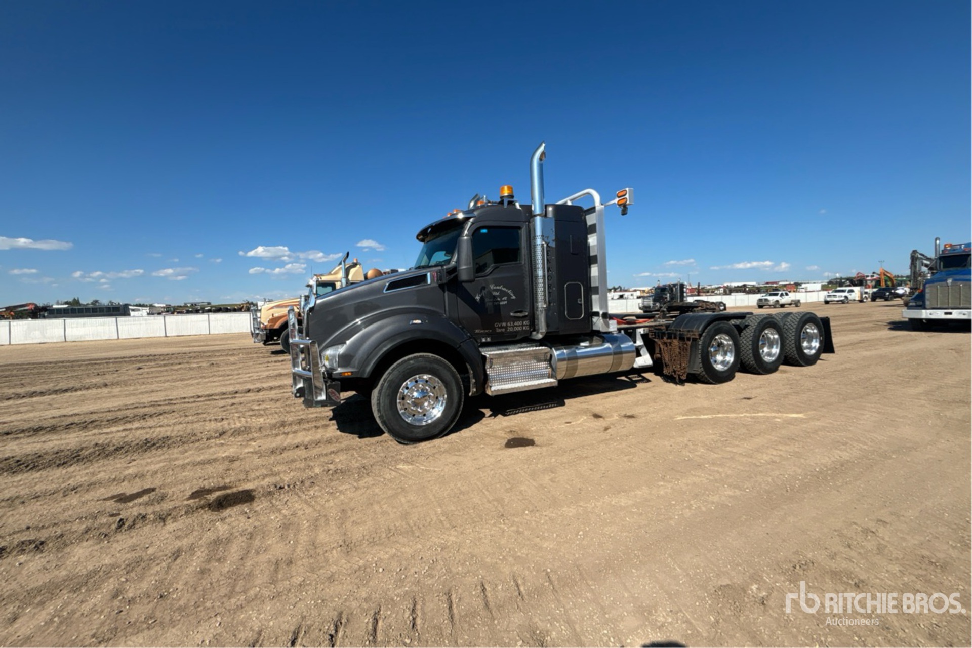 2022 Kenworth T880