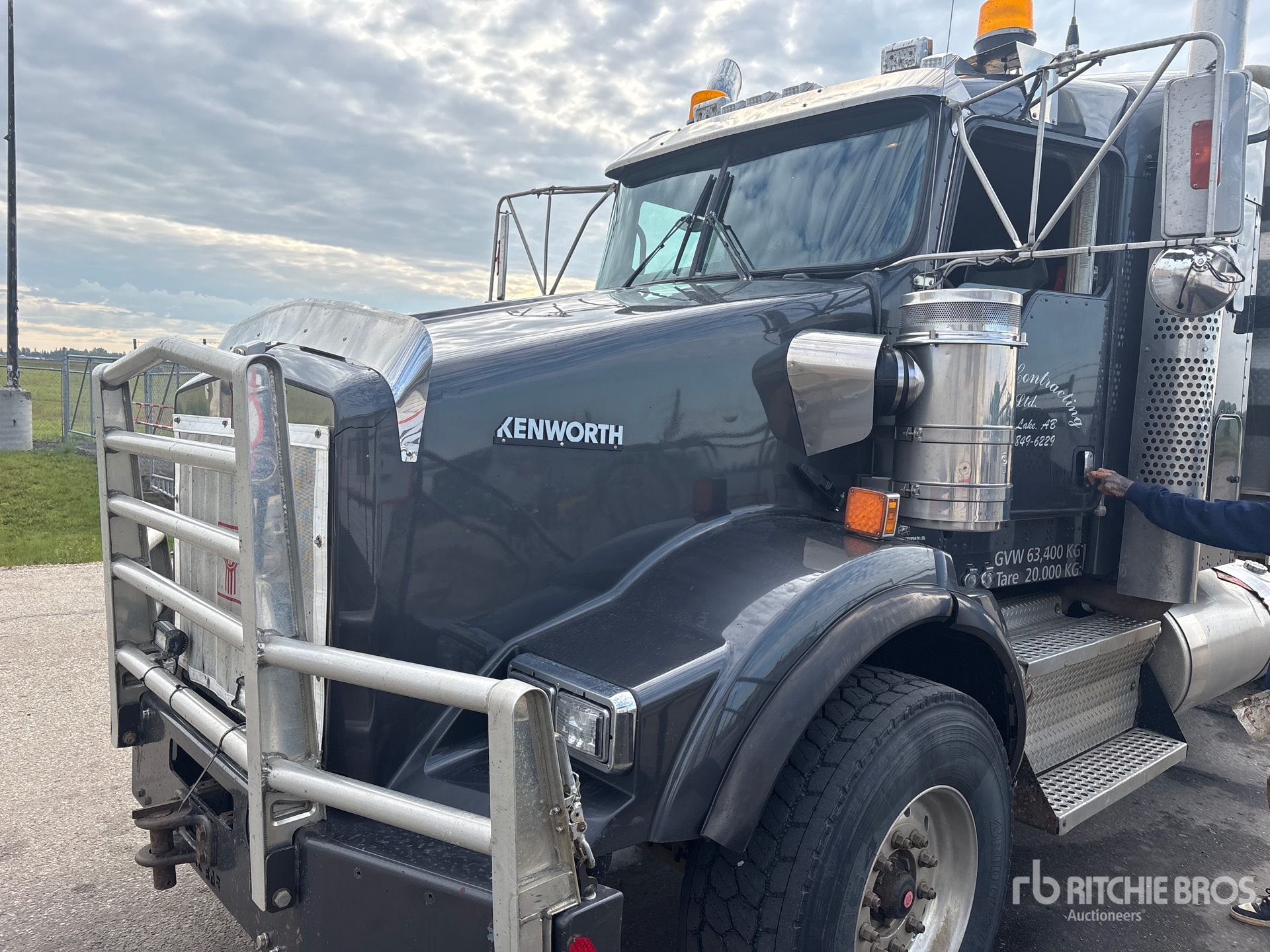 2020 Kenworth T800