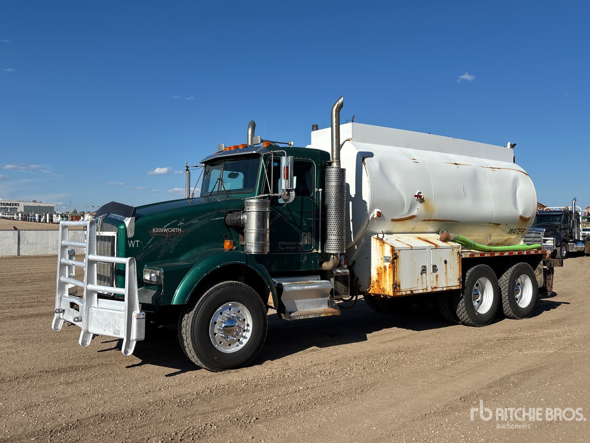 1999 Kenworth T800B