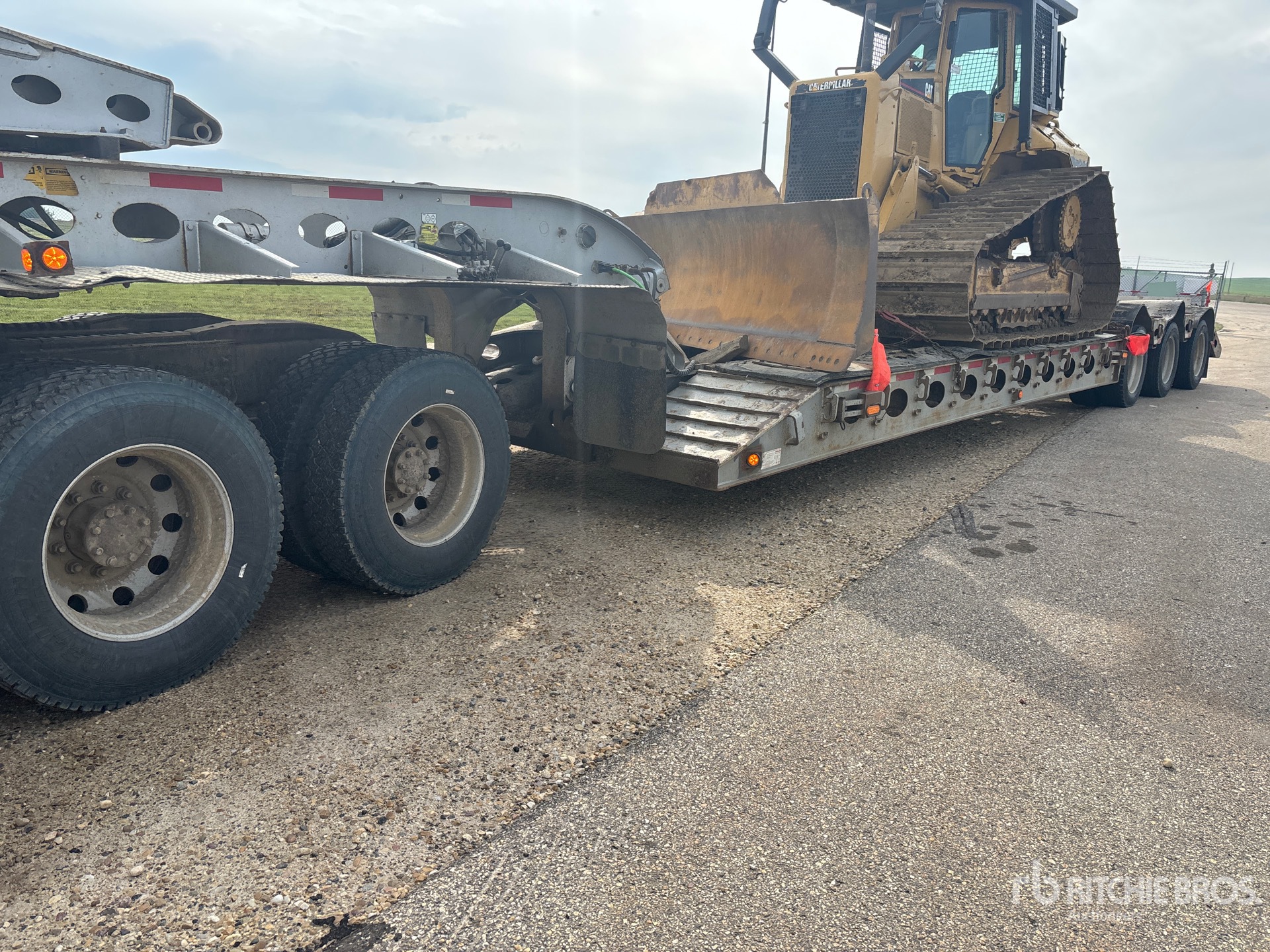 Photo of a 2006 Peerless LB60