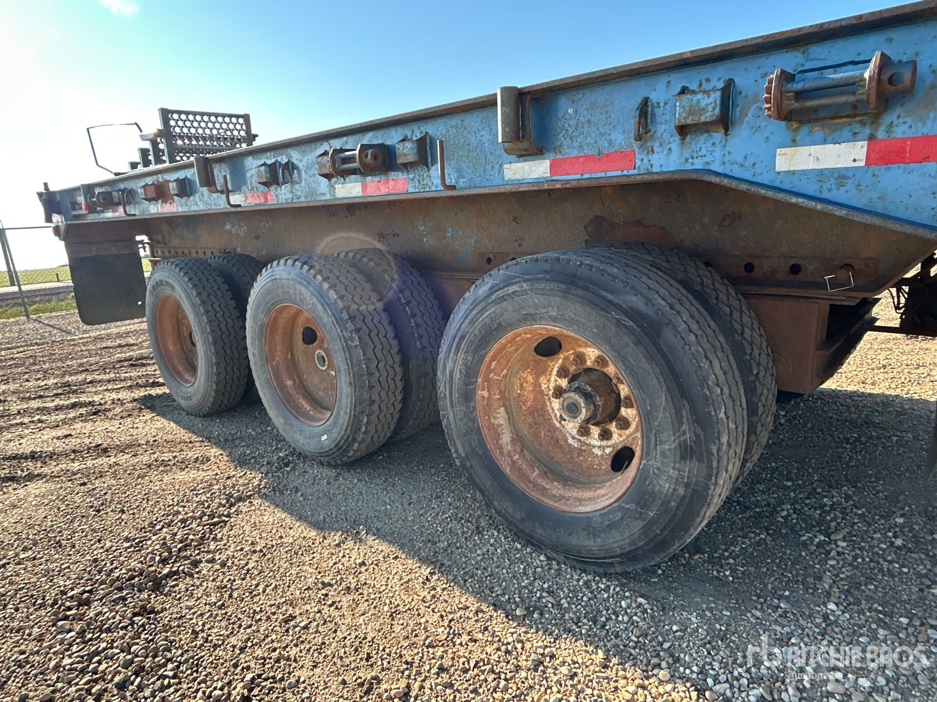 2007 Scona 43 ft Tri/A Flatbed