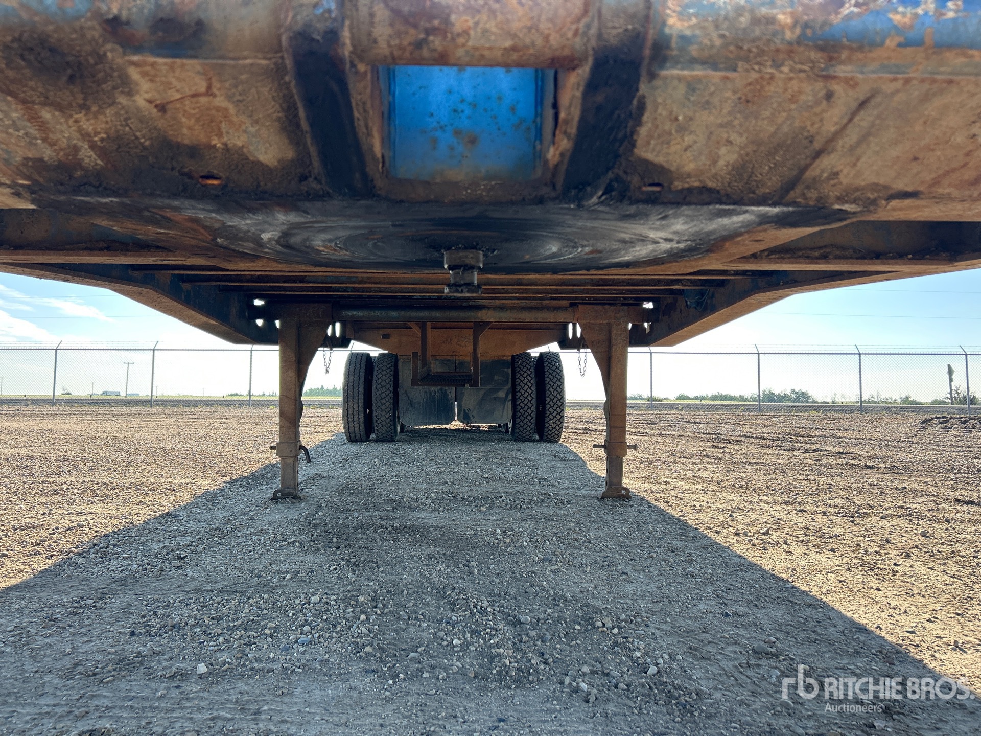 2007 Scona 43 ft Tri/A Flatbed