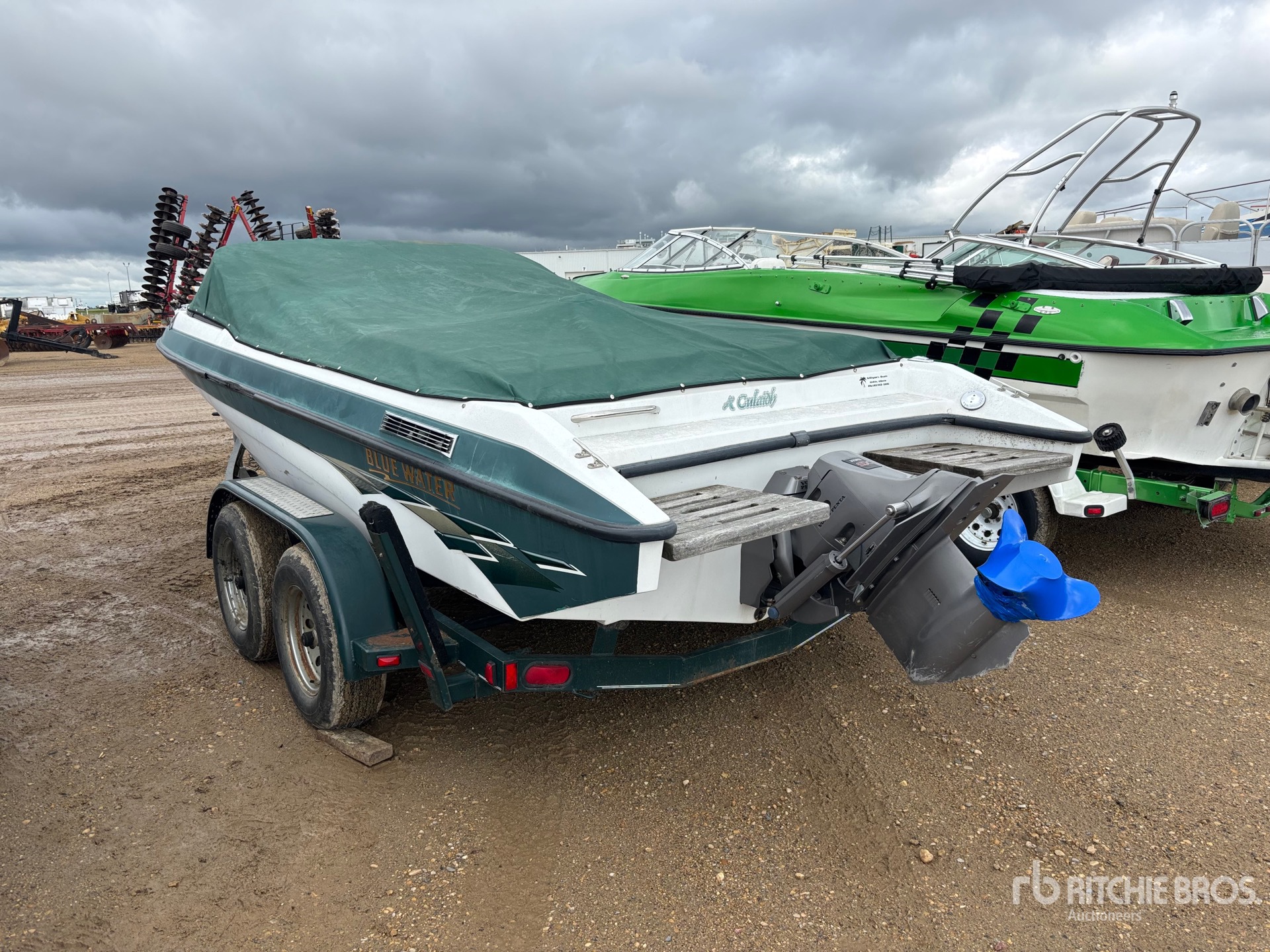 General Appearance with Picture, Left Rear Corner