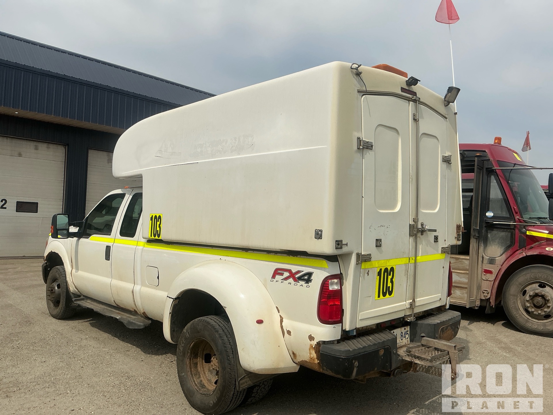 General Appearance with Picture, Left Rear Corner