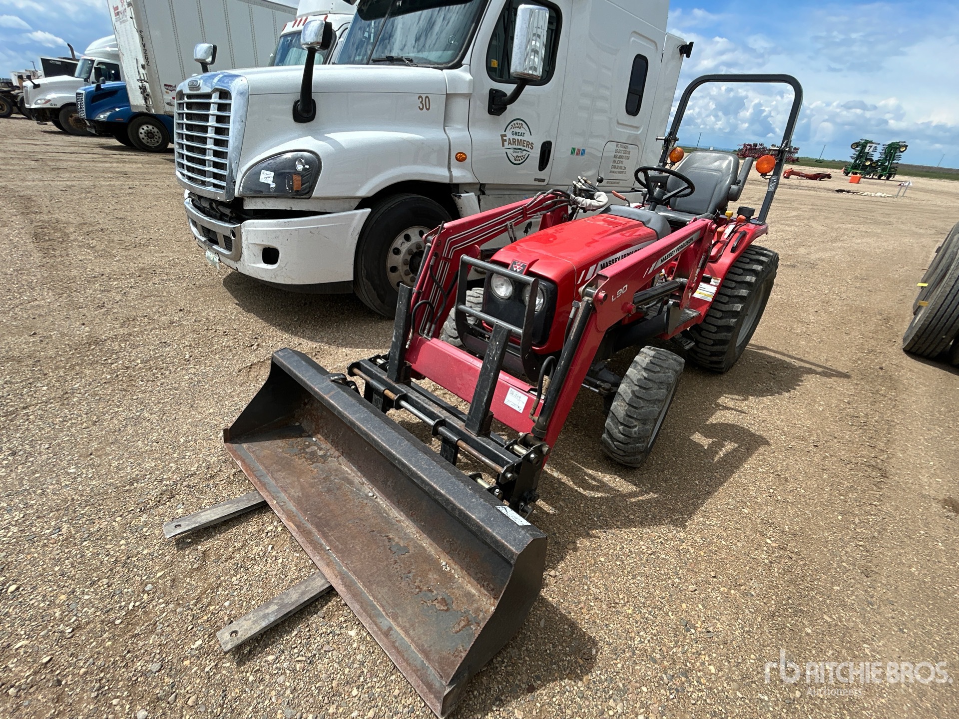  Massey Ferguson 1532