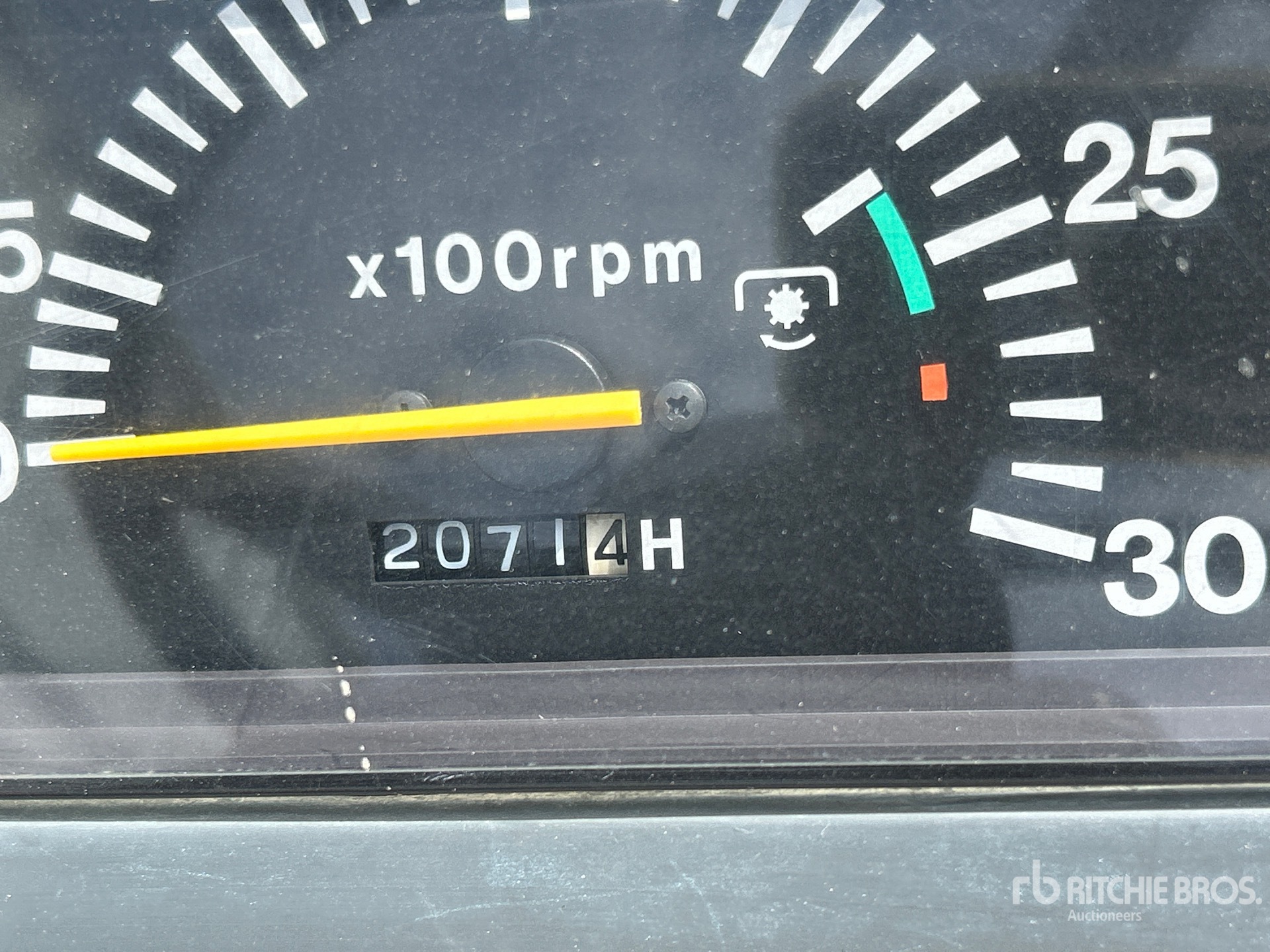 General Appearance with Hour Meter / Odometer