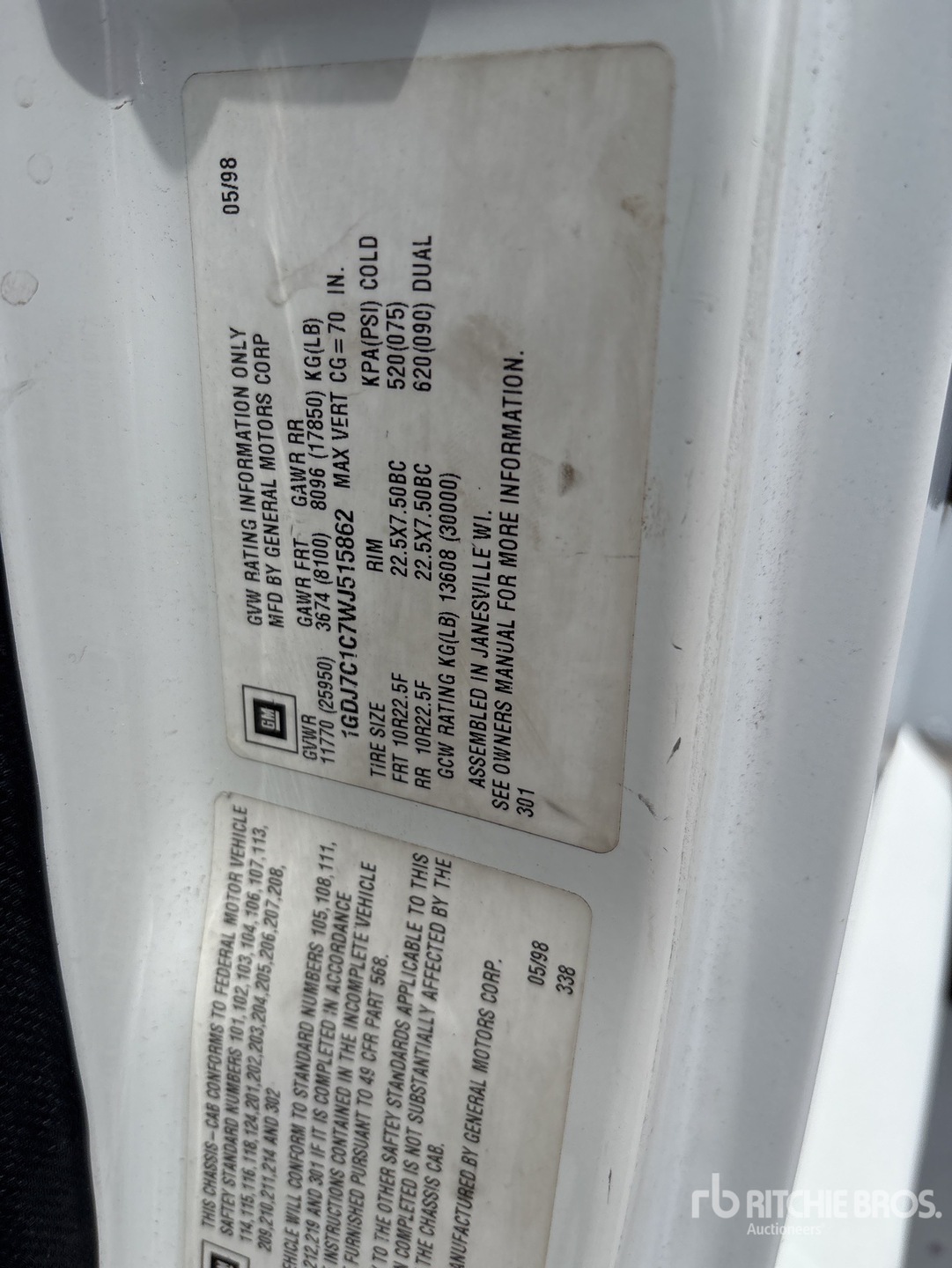 Photo of a 1998 GMC C7500