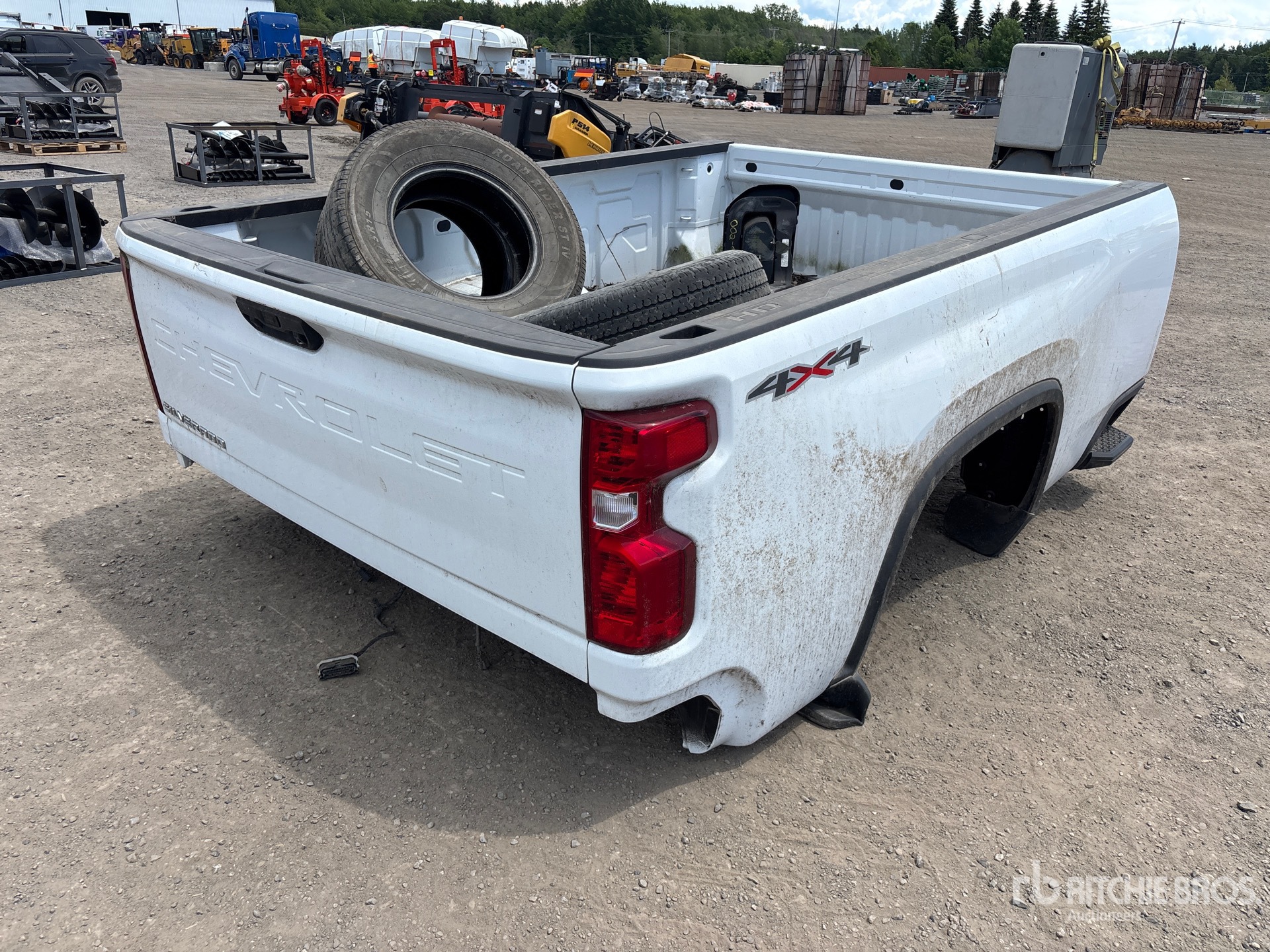 General Appearance with Picture, Right Rear Corner