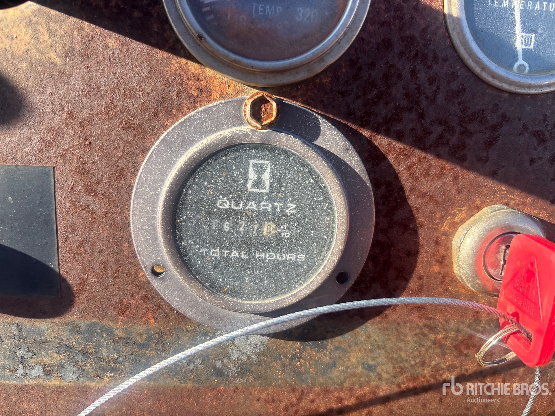 General Appearance with Hour Meter / Odometer