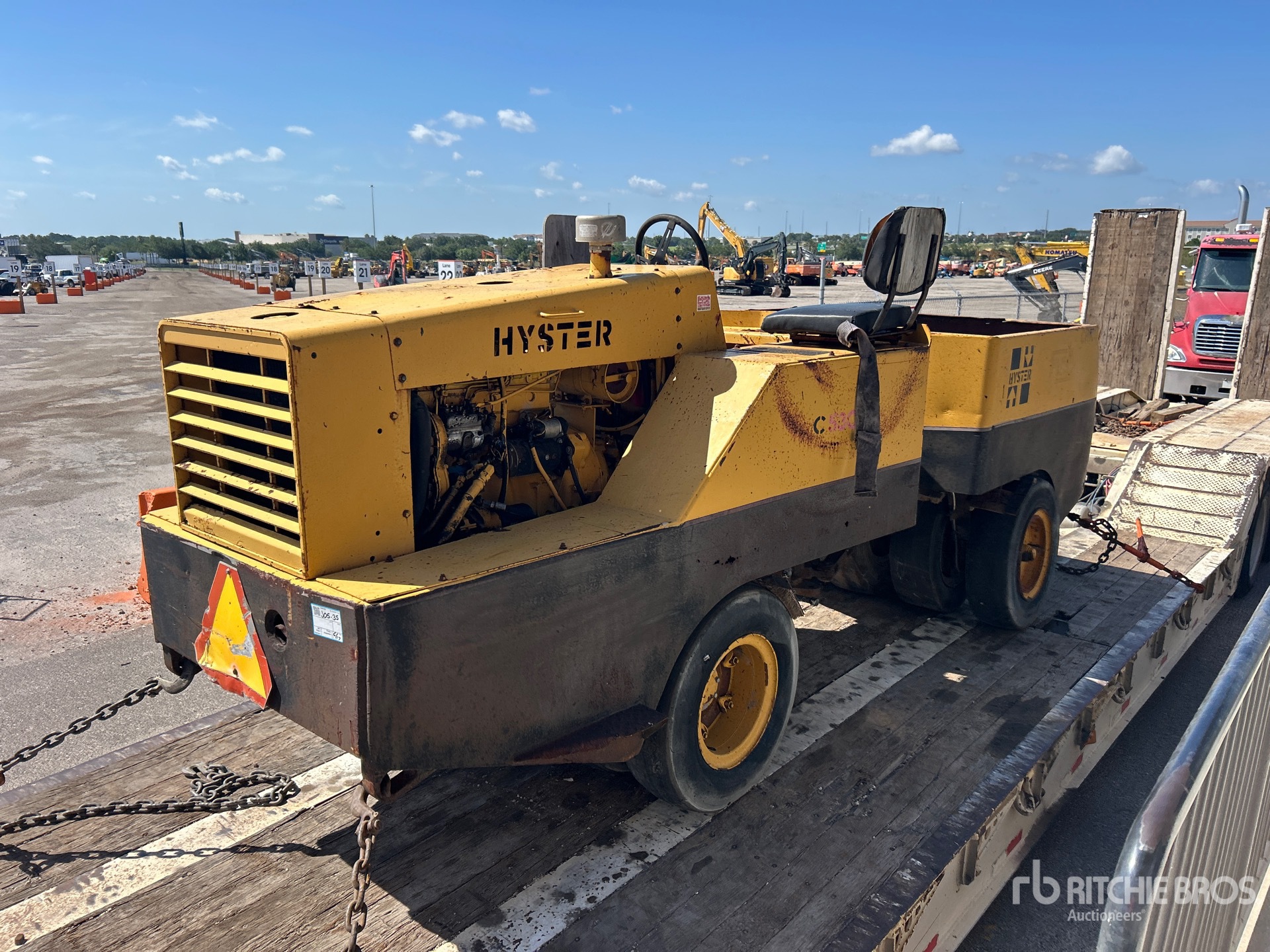 Photo of a 1987 Hyster C530A