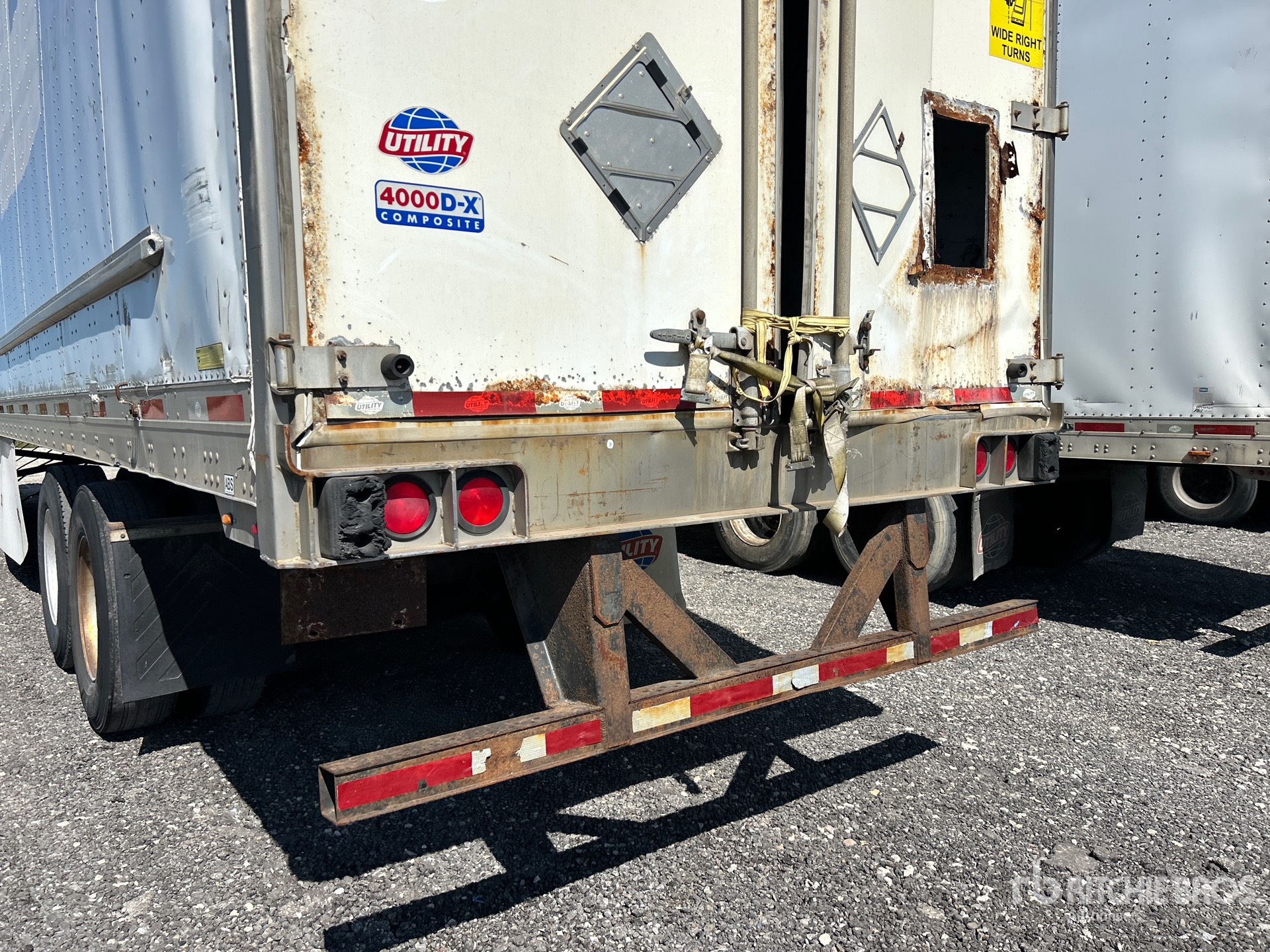 2013 Utility 53 FT X 102 IN T/A