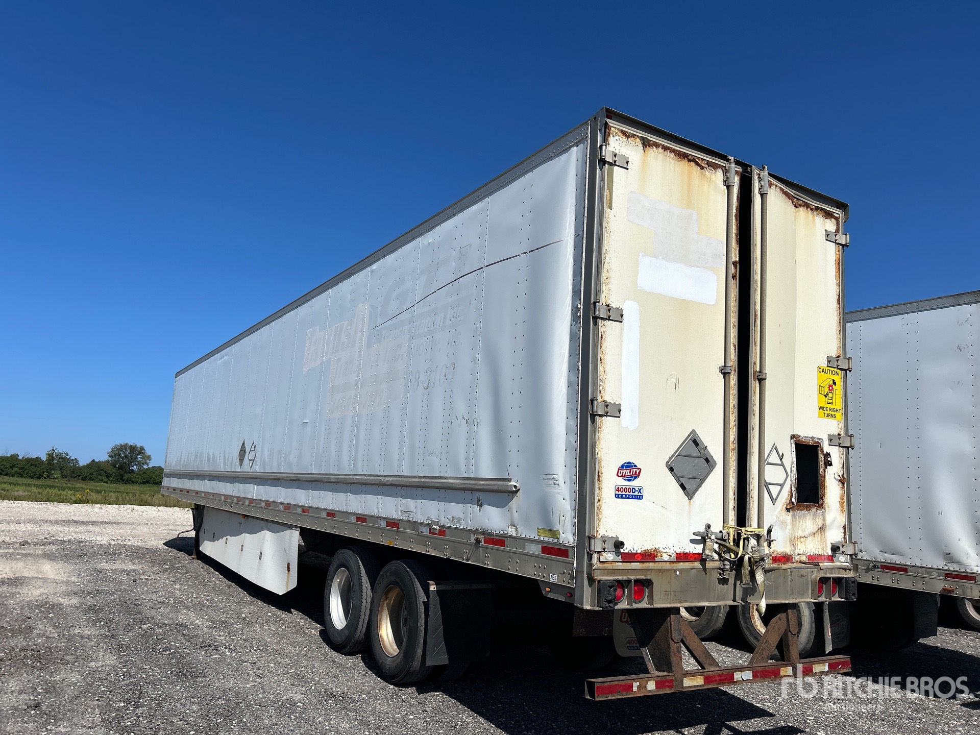 2013 Utility 53 FT X 102 IN T/A