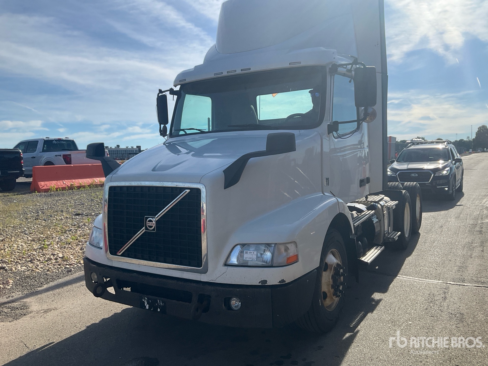 2016 Volvo VNM