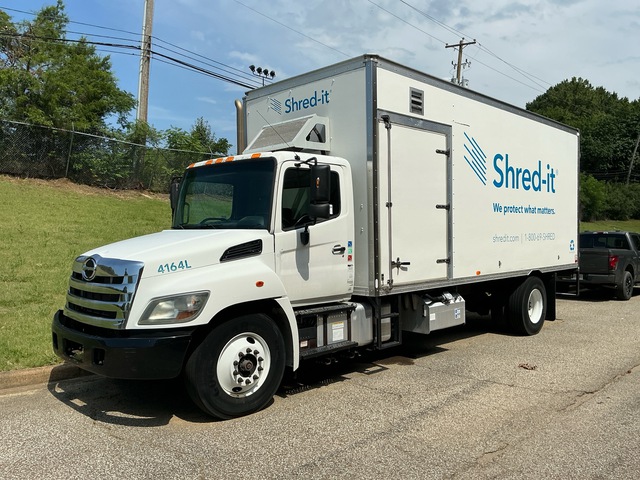 2018 Hino 338 4x2 Mobile Shredding Truck