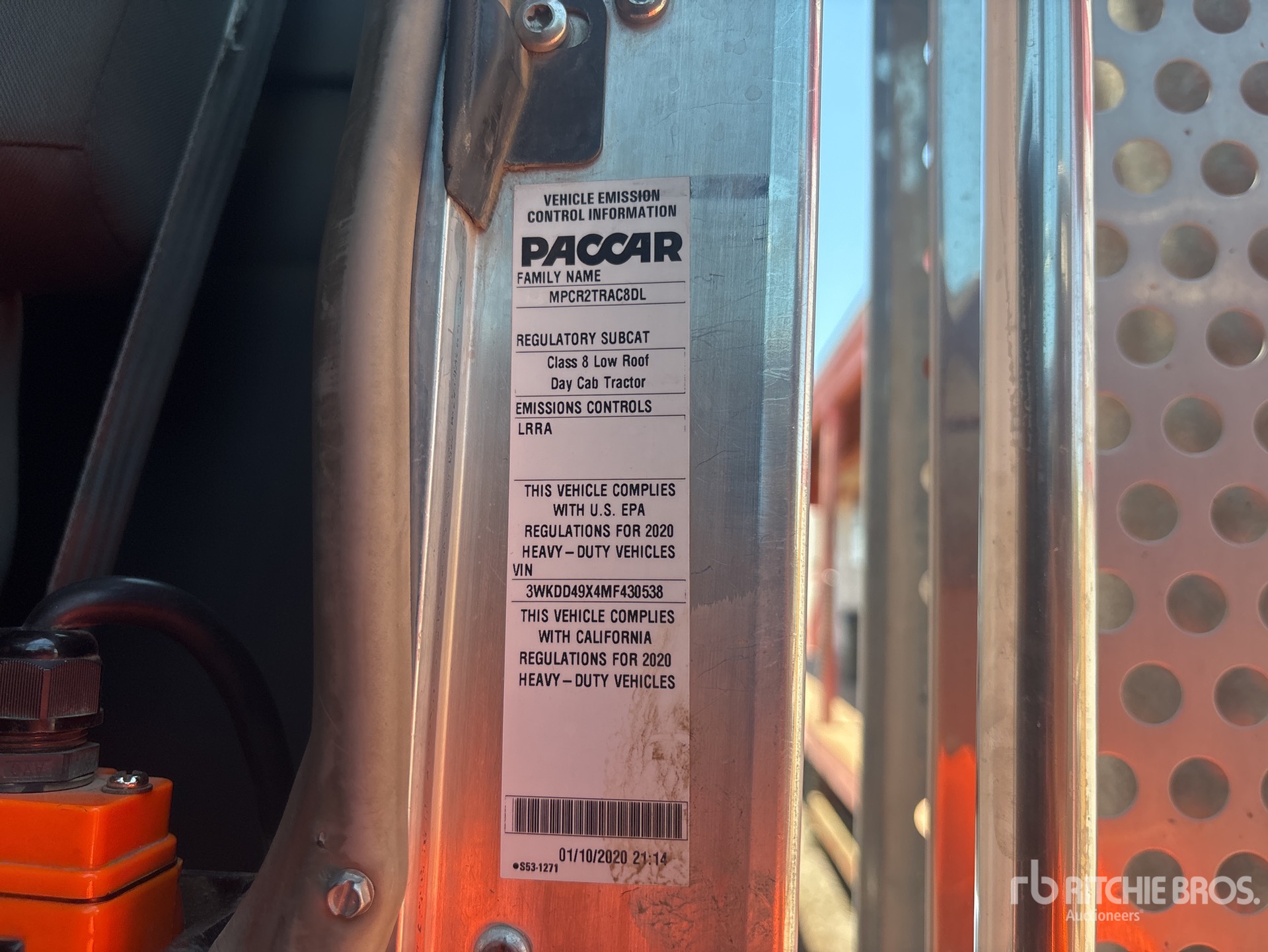 Photo of a 2021 Kenworth T800