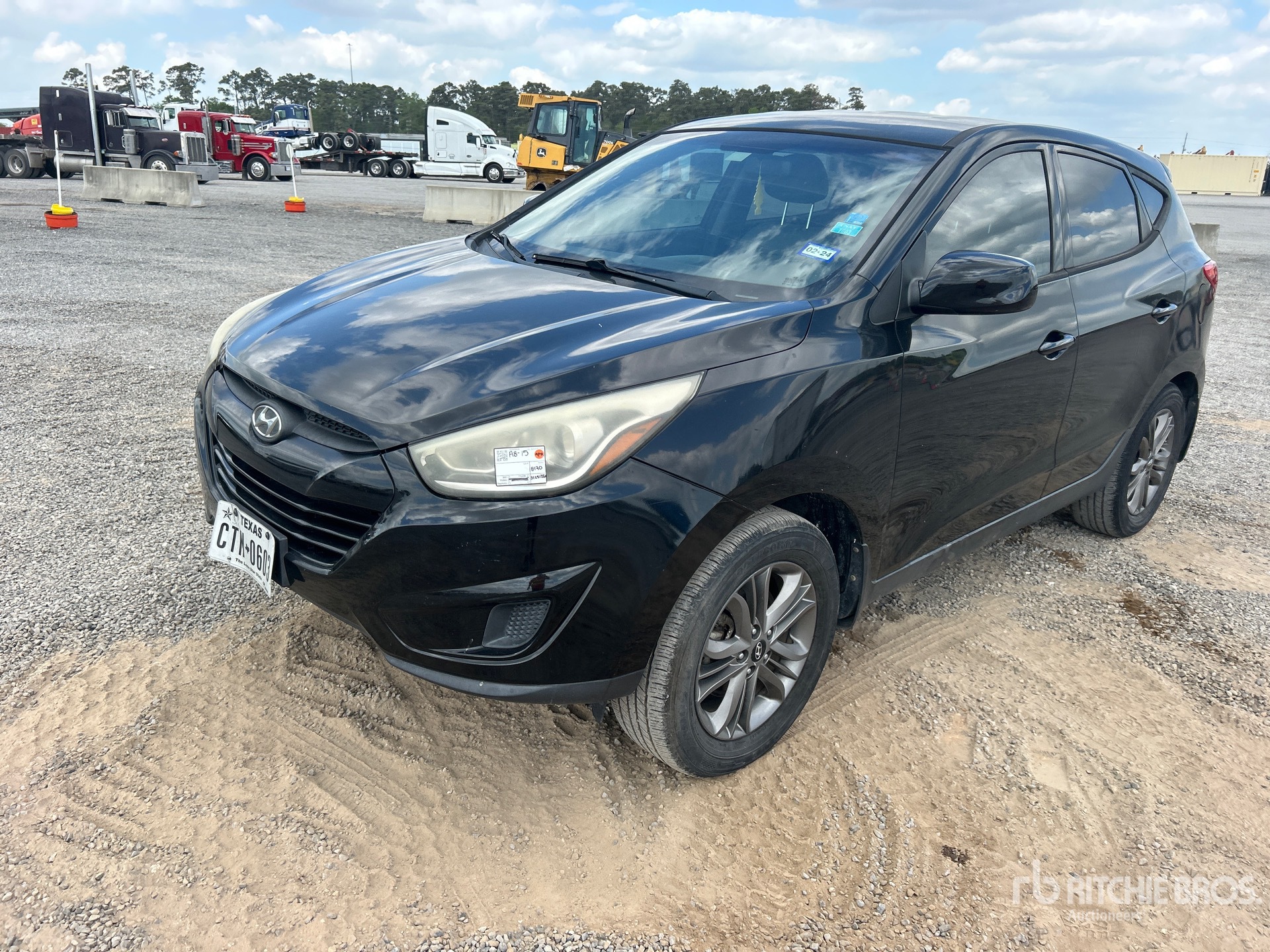 General Appearance with Picture, Left Front Corner