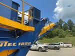 Chassis with Discharge Conveyor Head and Tail Pulley