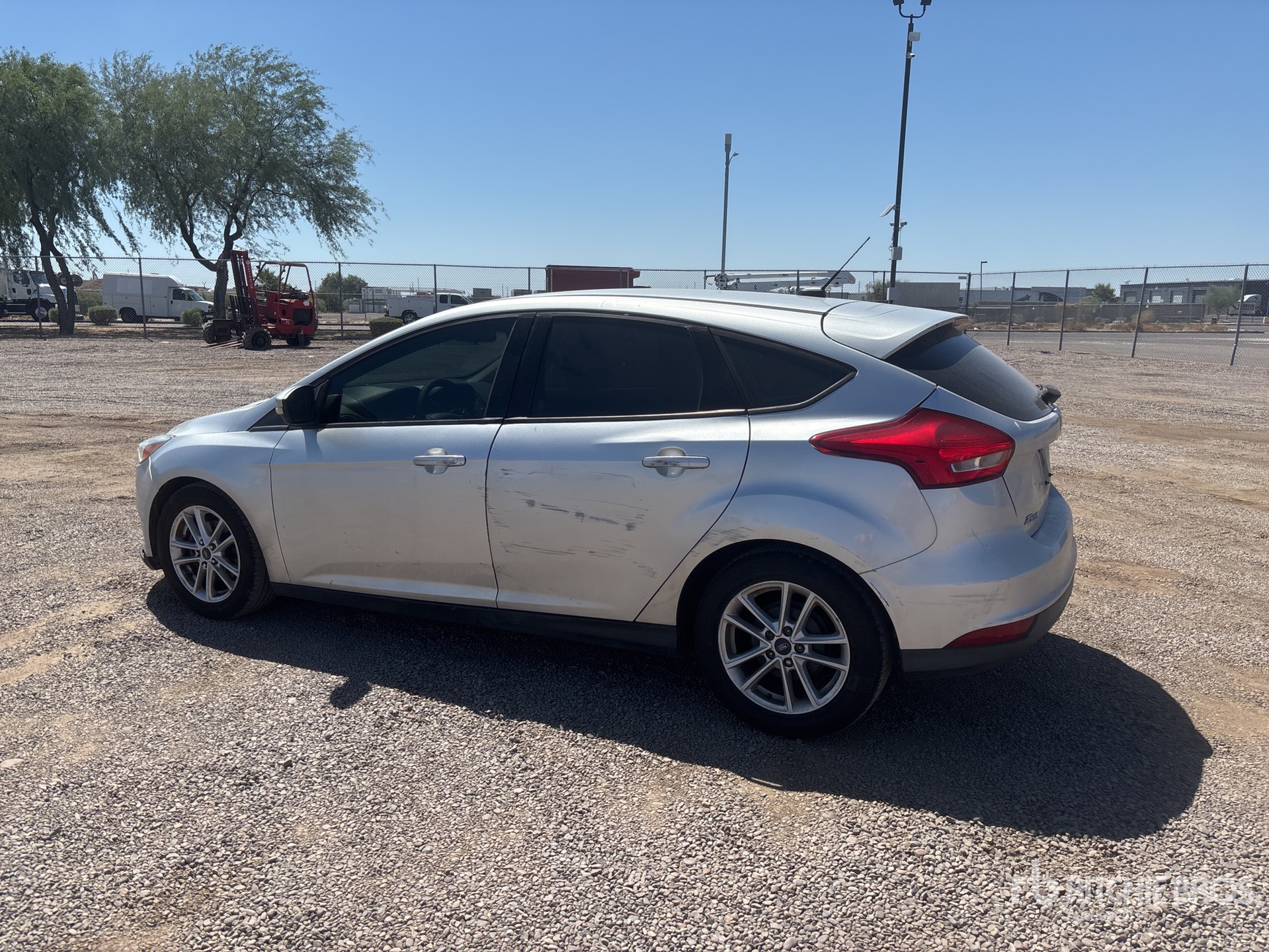 General Appearance with Picture, Left Rear Corner