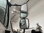 Cab with Espejos