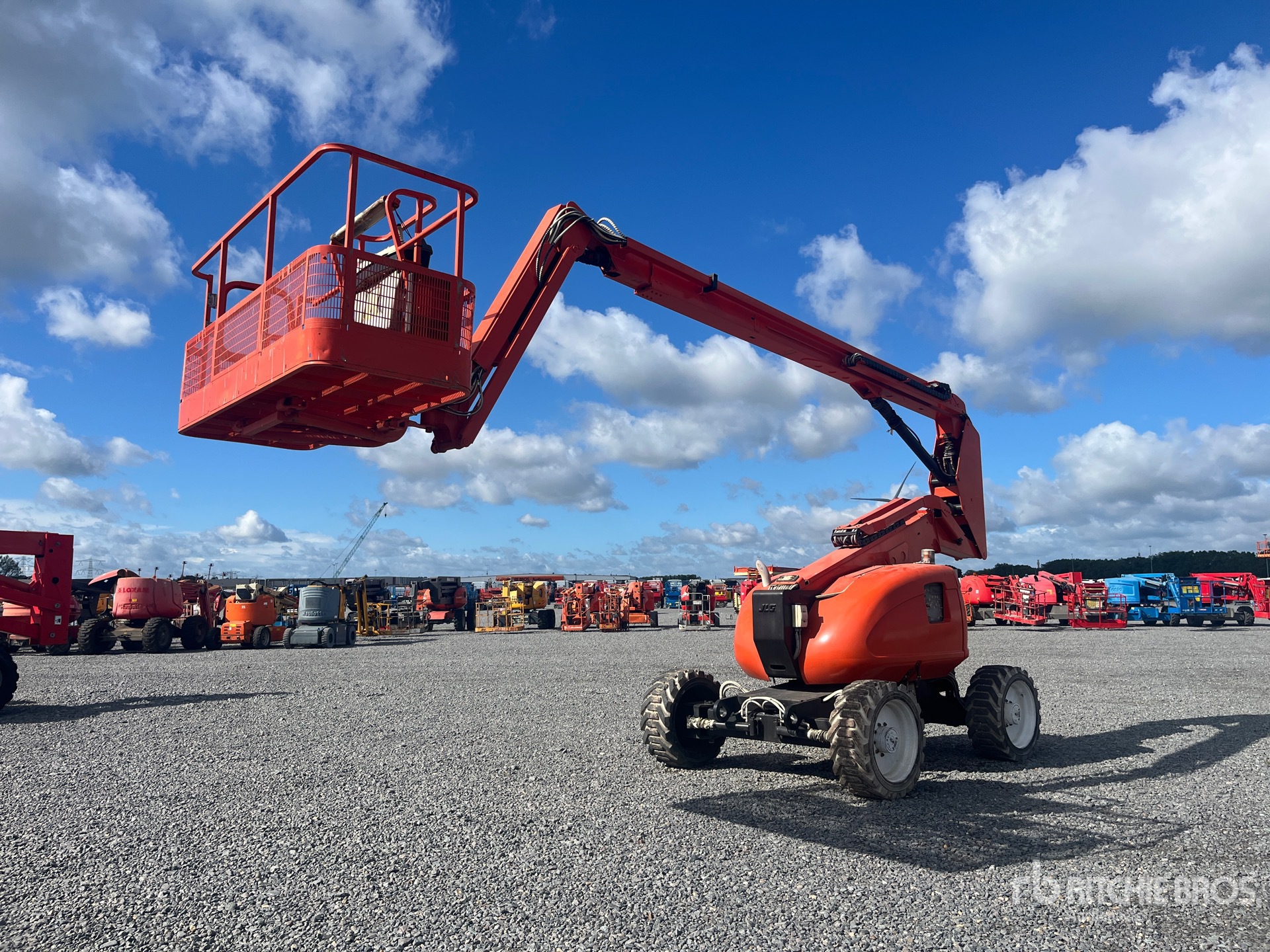 2015 JLG 600AJ