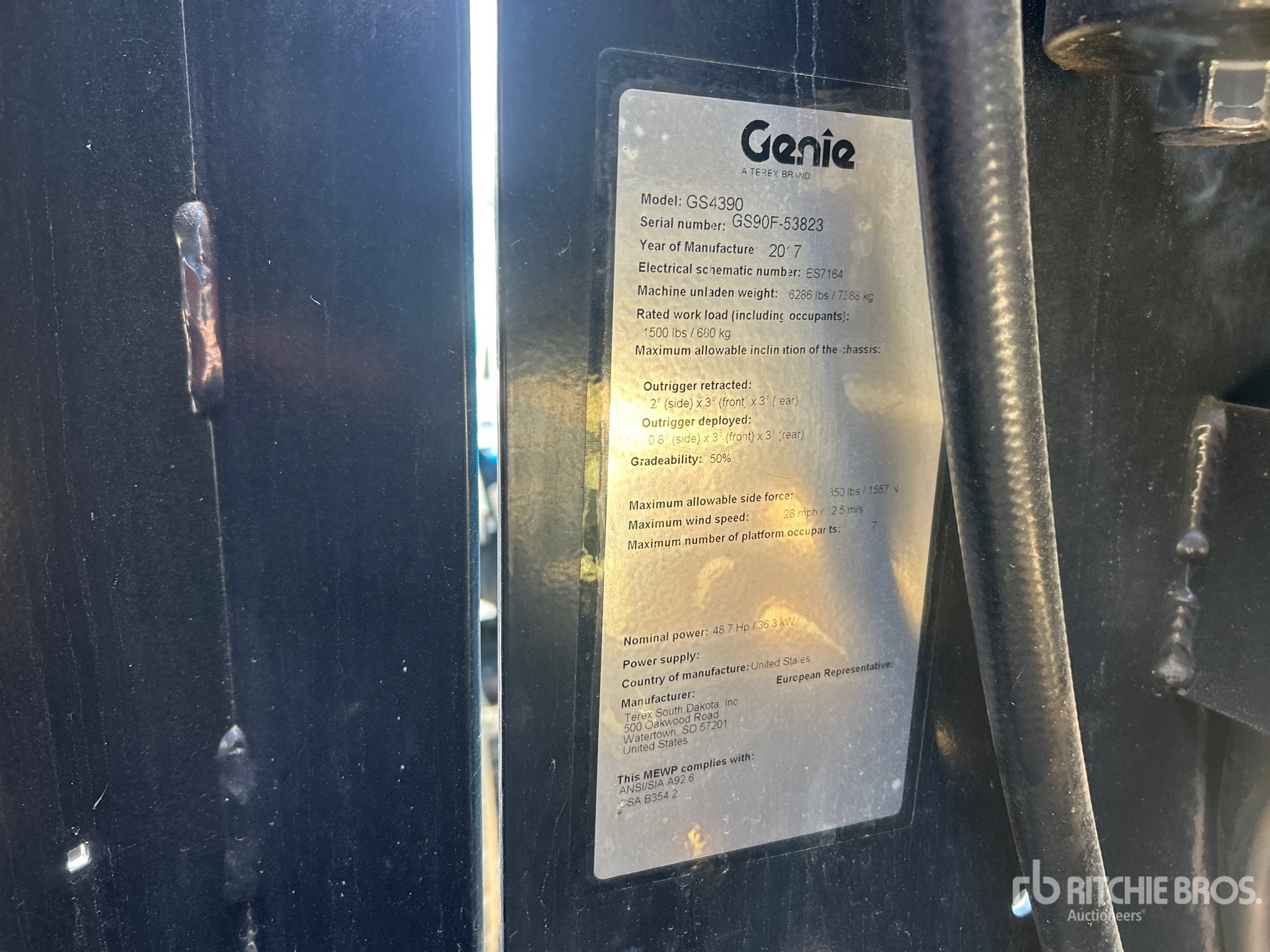 2017 Genie GS4390