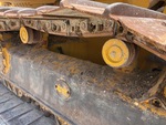 Undercarriage with Right Carrier Rollers