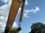 Hydraulics with Bucket Cylinder