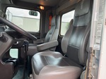 Cab with Seats/armrests