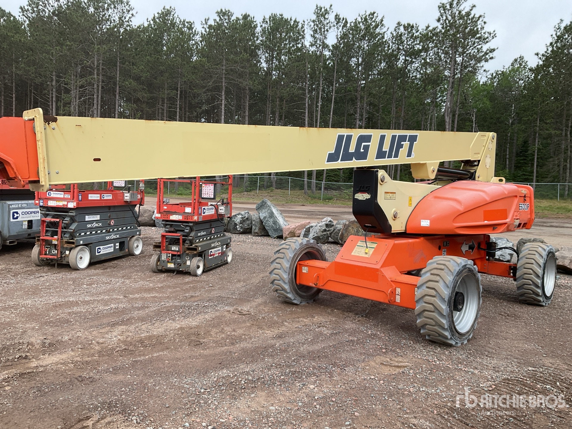 Photo of a 2016 JLG E600JP