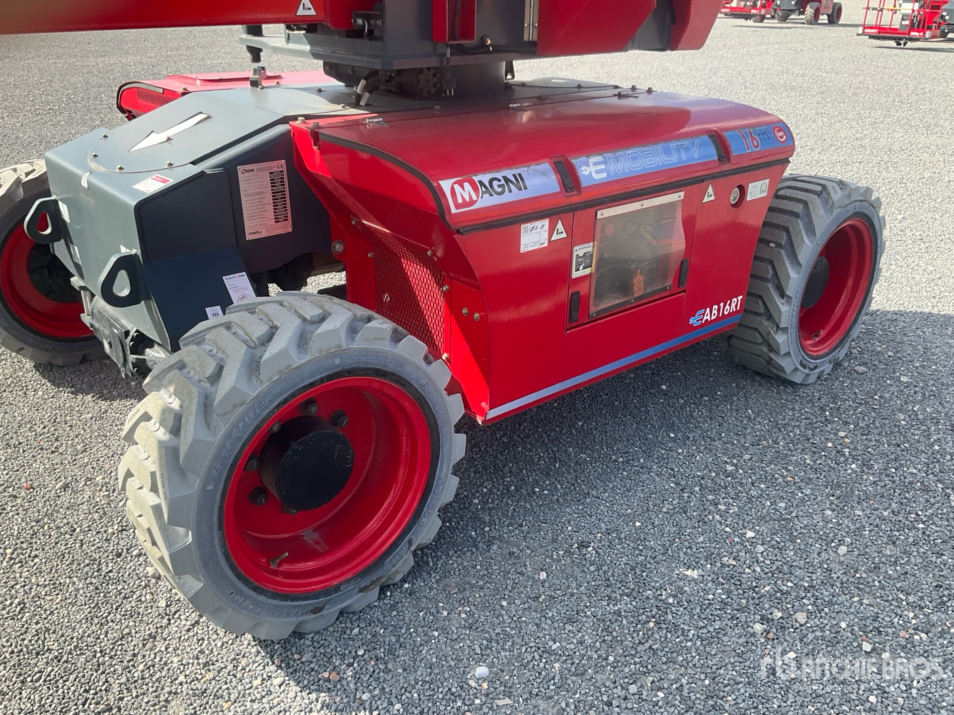 2024 Magni EAB16RT