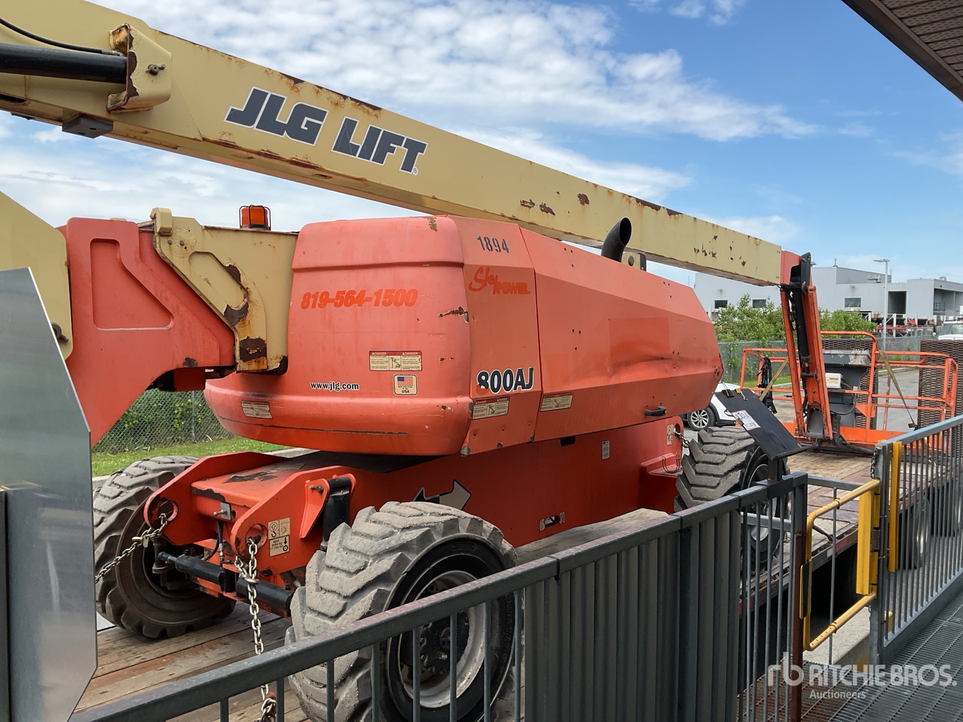 Photo of a 2013 JLG 800AJ
