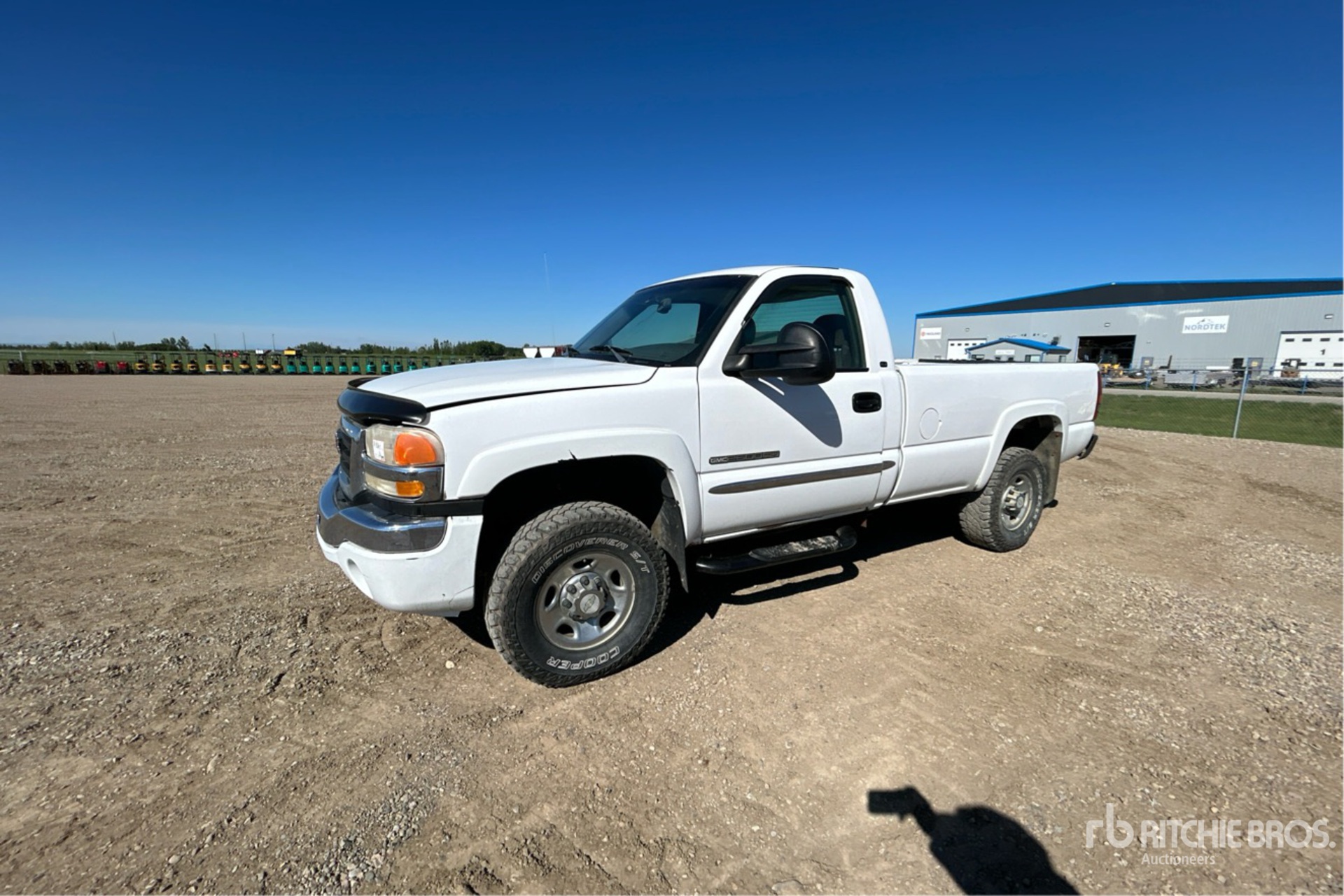 General Appearance with Picture, Left Front Corner