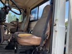 Cab with Seats/armrests
