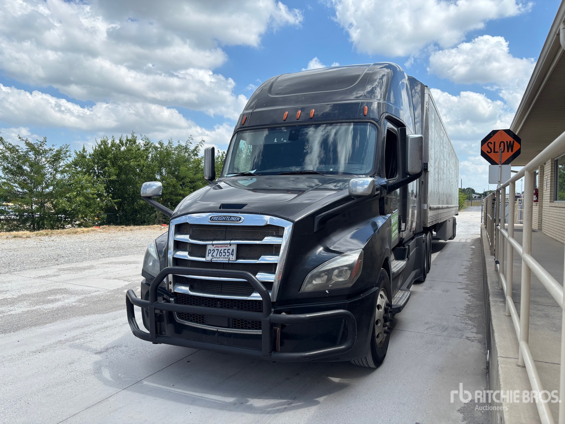 2018 Freightliner CASCADIA 126
