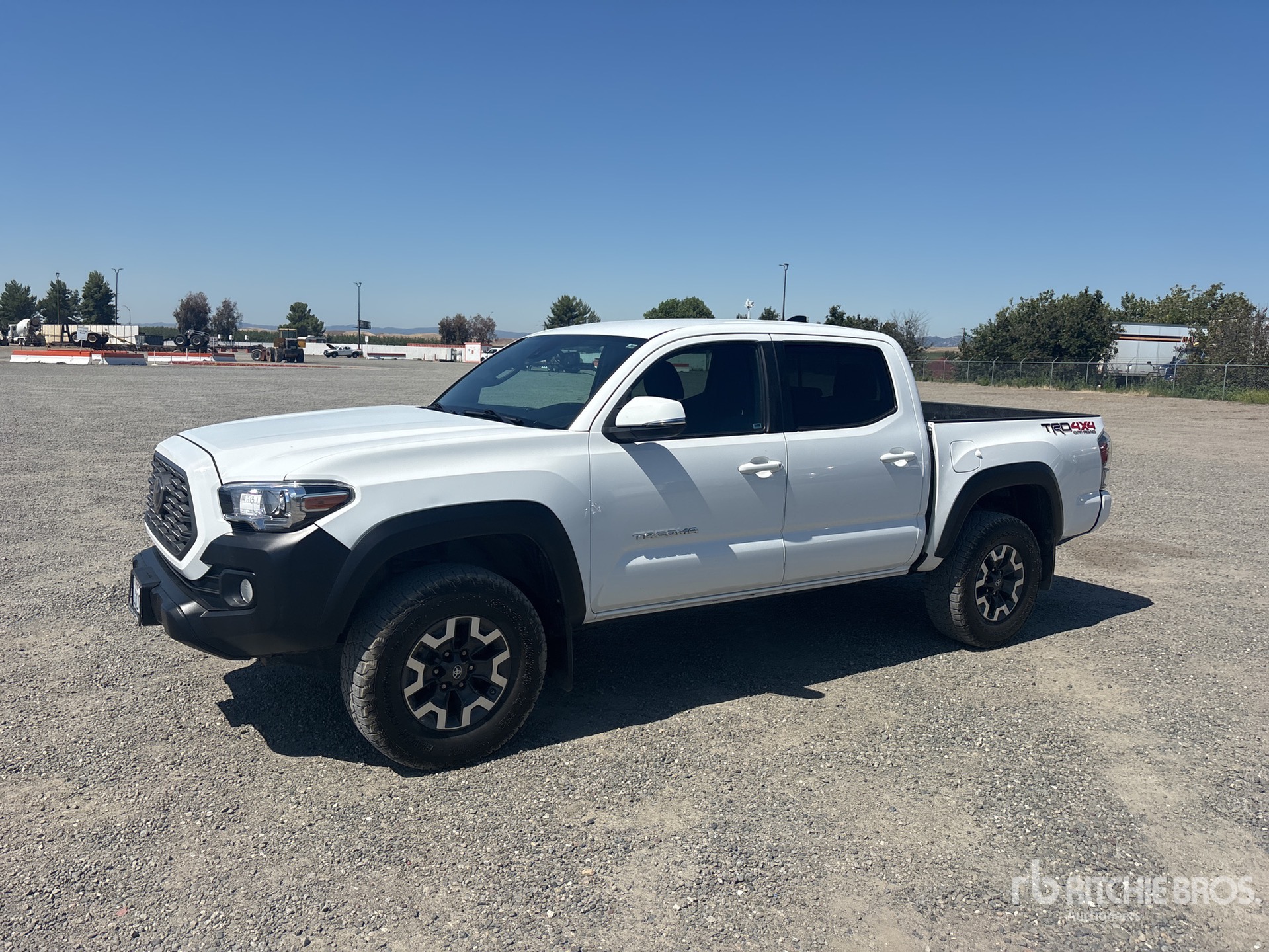 General Appearance with Featured Photo