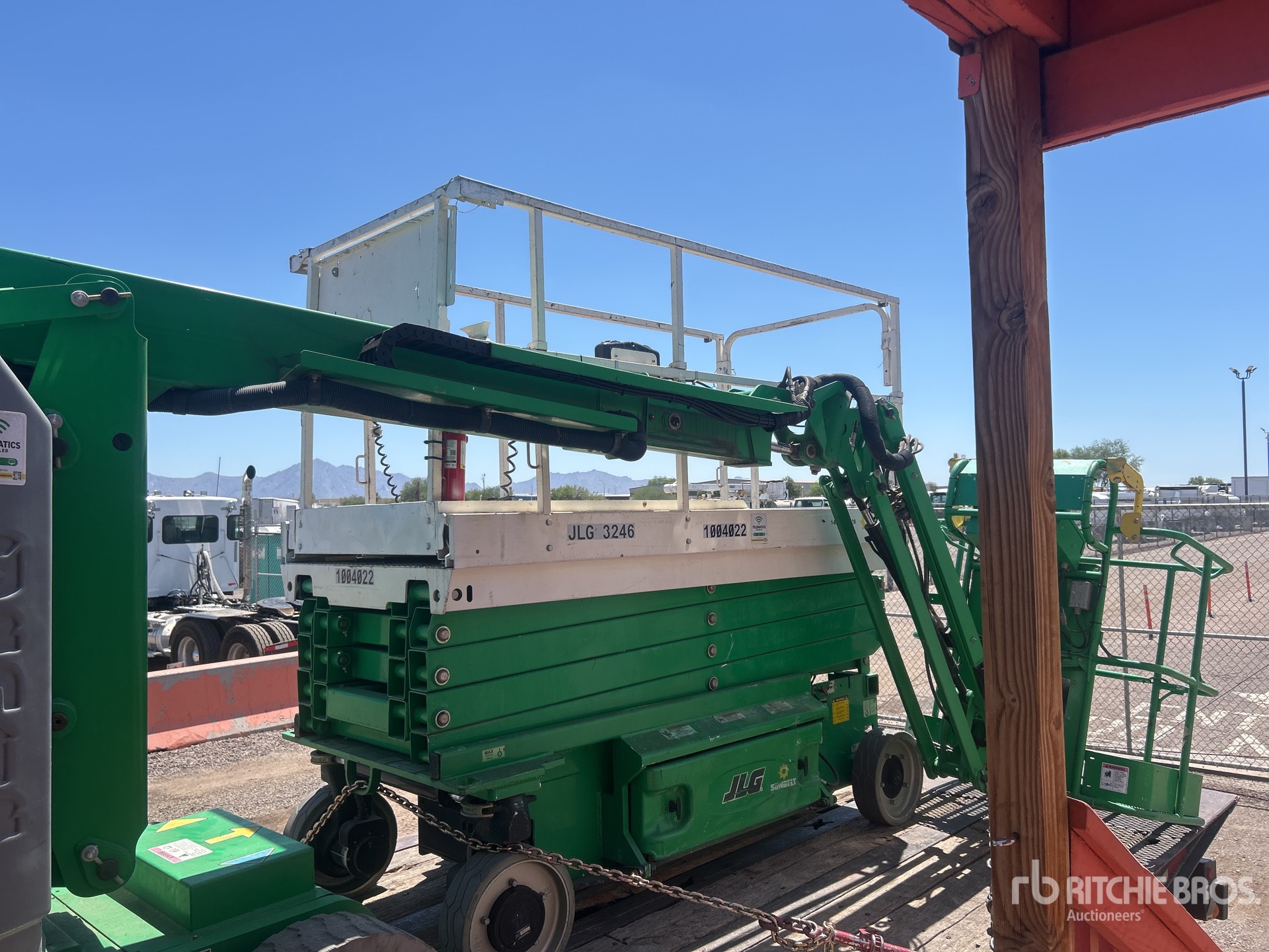 Photo of a 2017 JLG 3246ES
