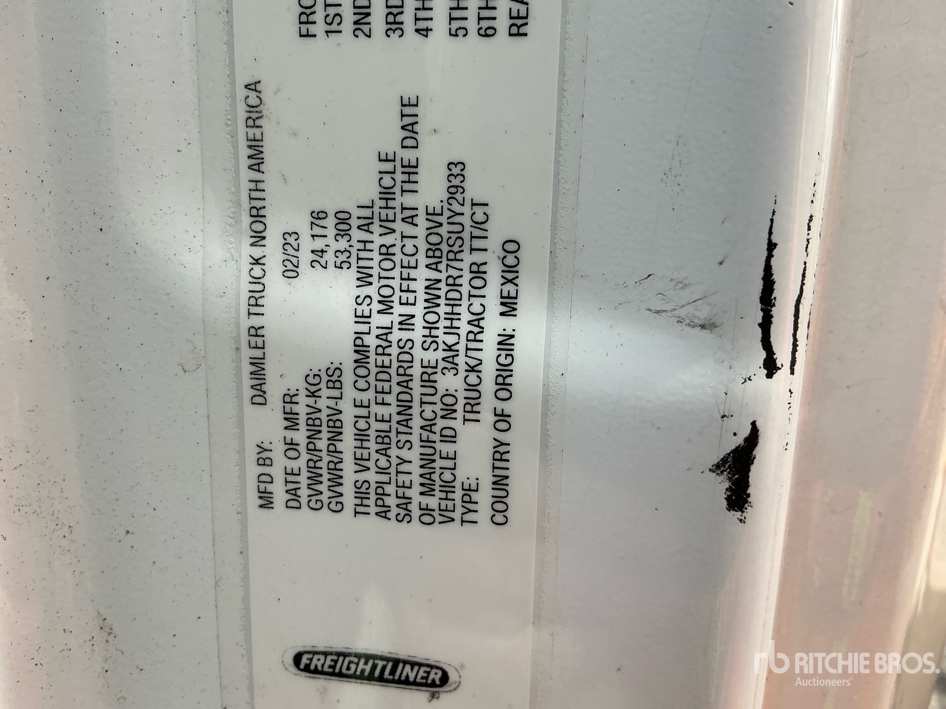 2024 Freightliner CASCADIA 126